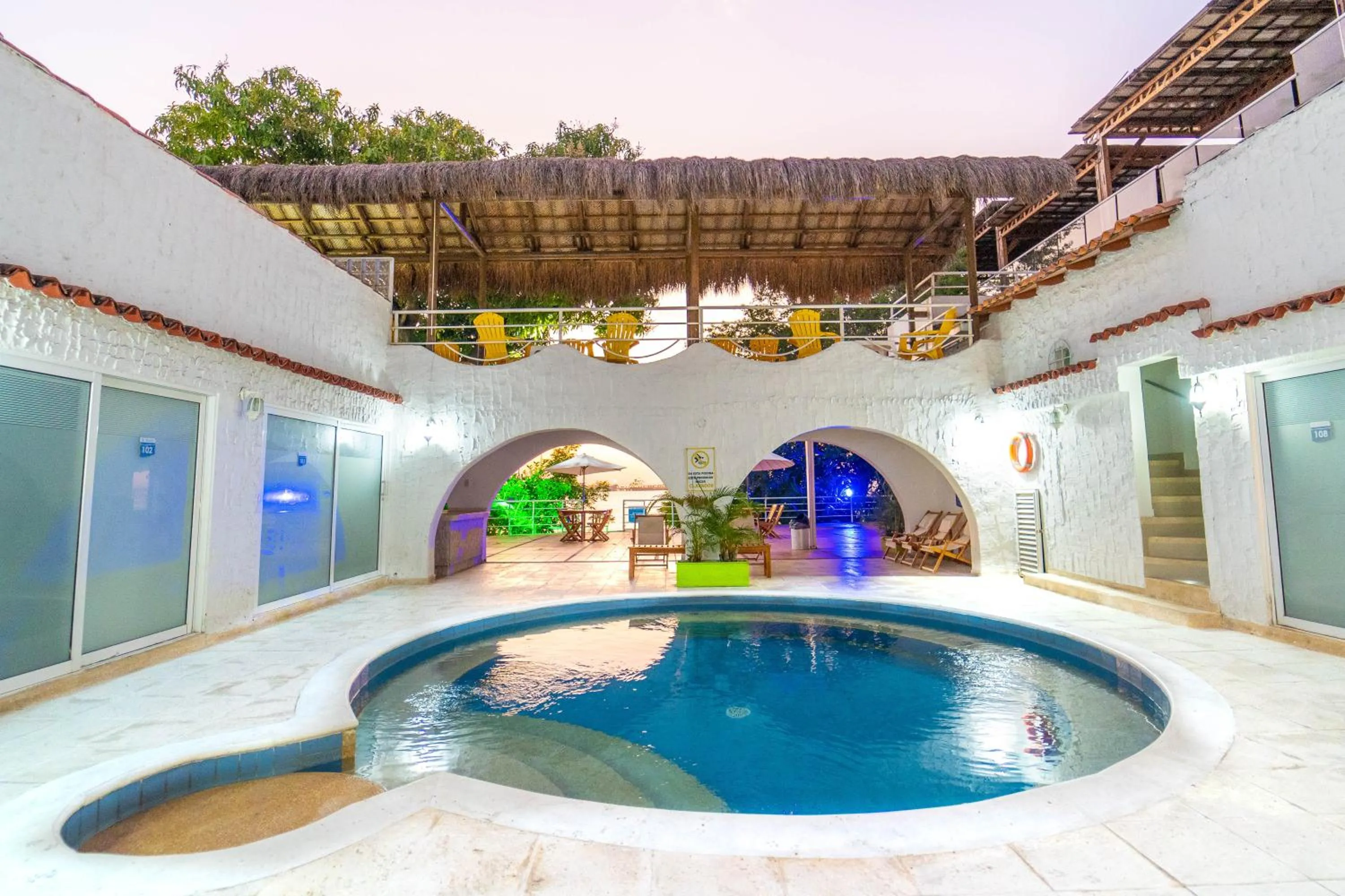 Swimming pool in Hotel Santorini Casablanca Resort
