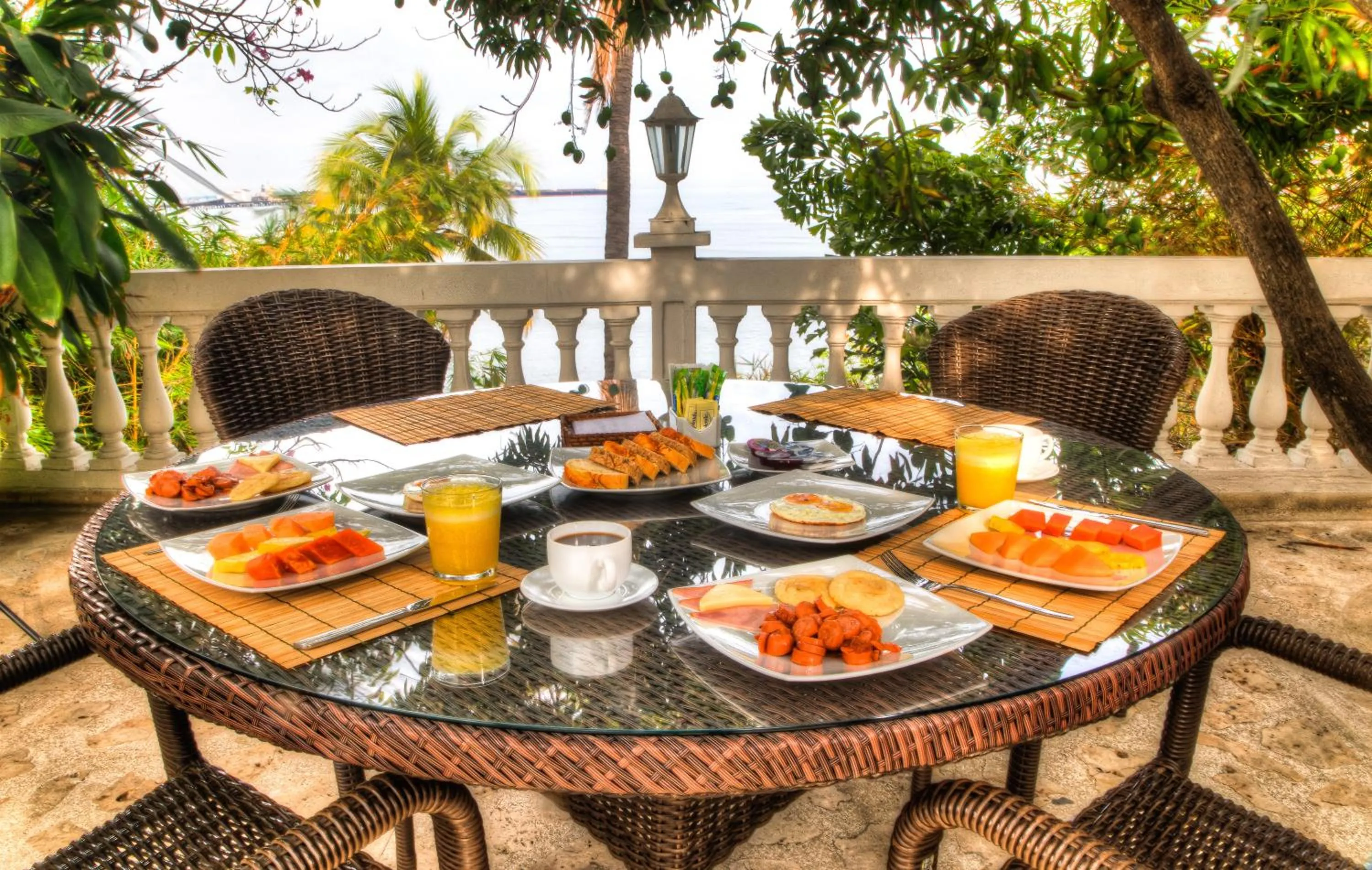 Breakfast in Hotel Santorini Casablanca Resort