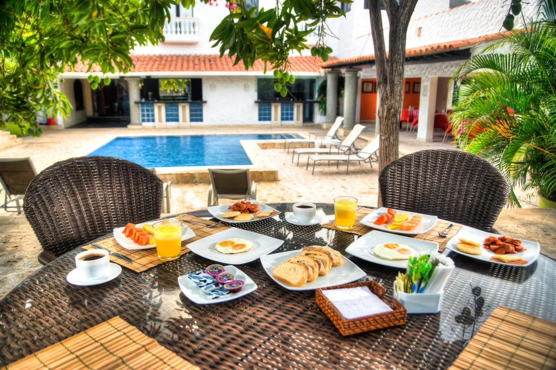 Restaurant/places to eat in Hotel Santorini Casablanca Resort