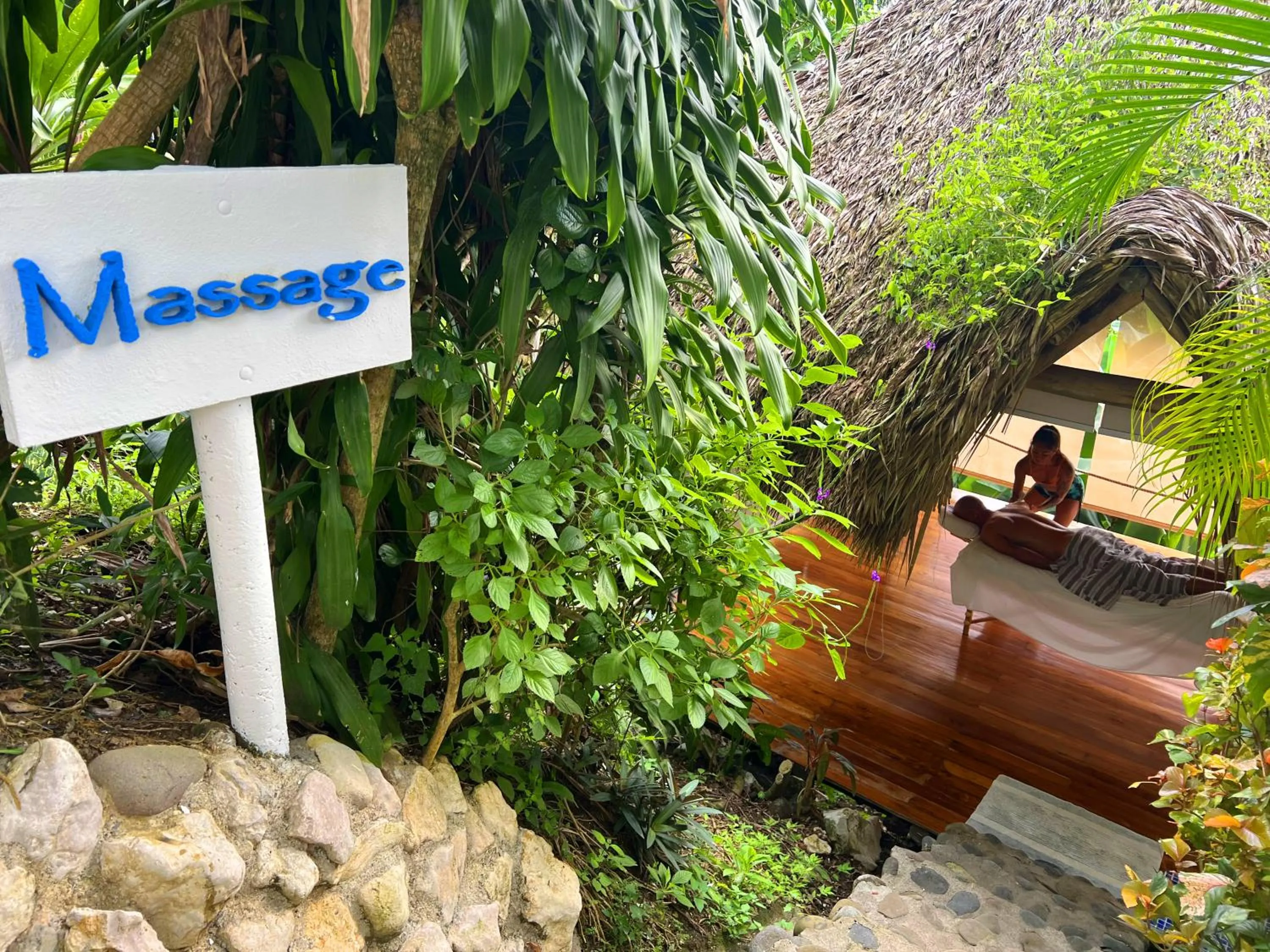 Spa and wellness centre/facilities in Horizon Hotel & Yoga center