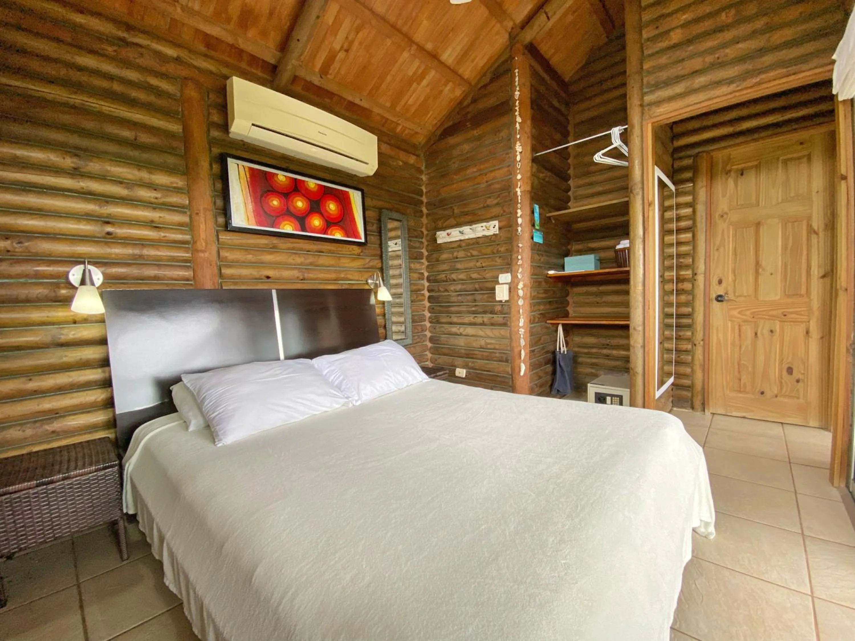 Bed in Horizon Hotel & Yoga center