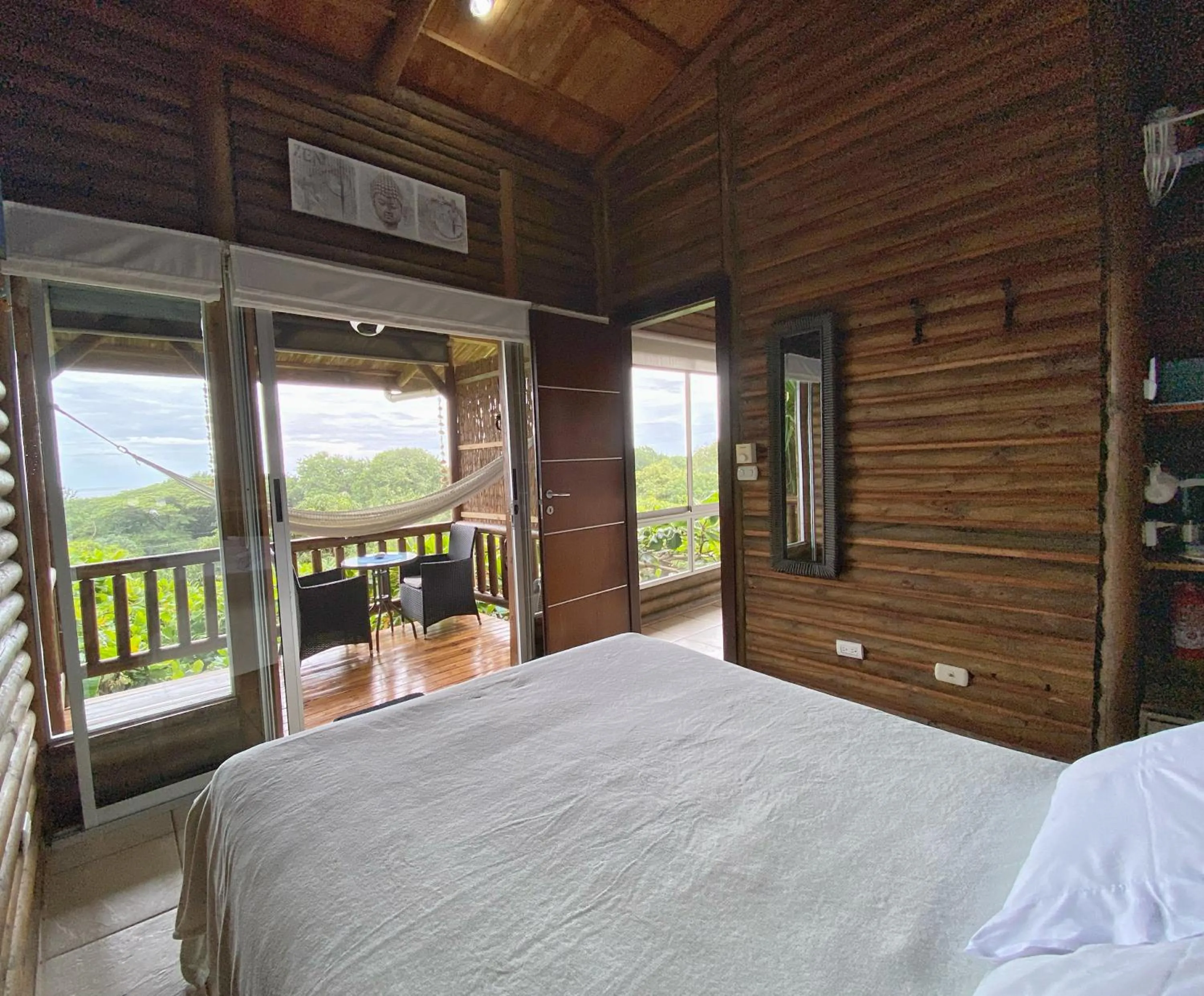 Natural landscape, Bed in Horizon Hotel & Yoga center