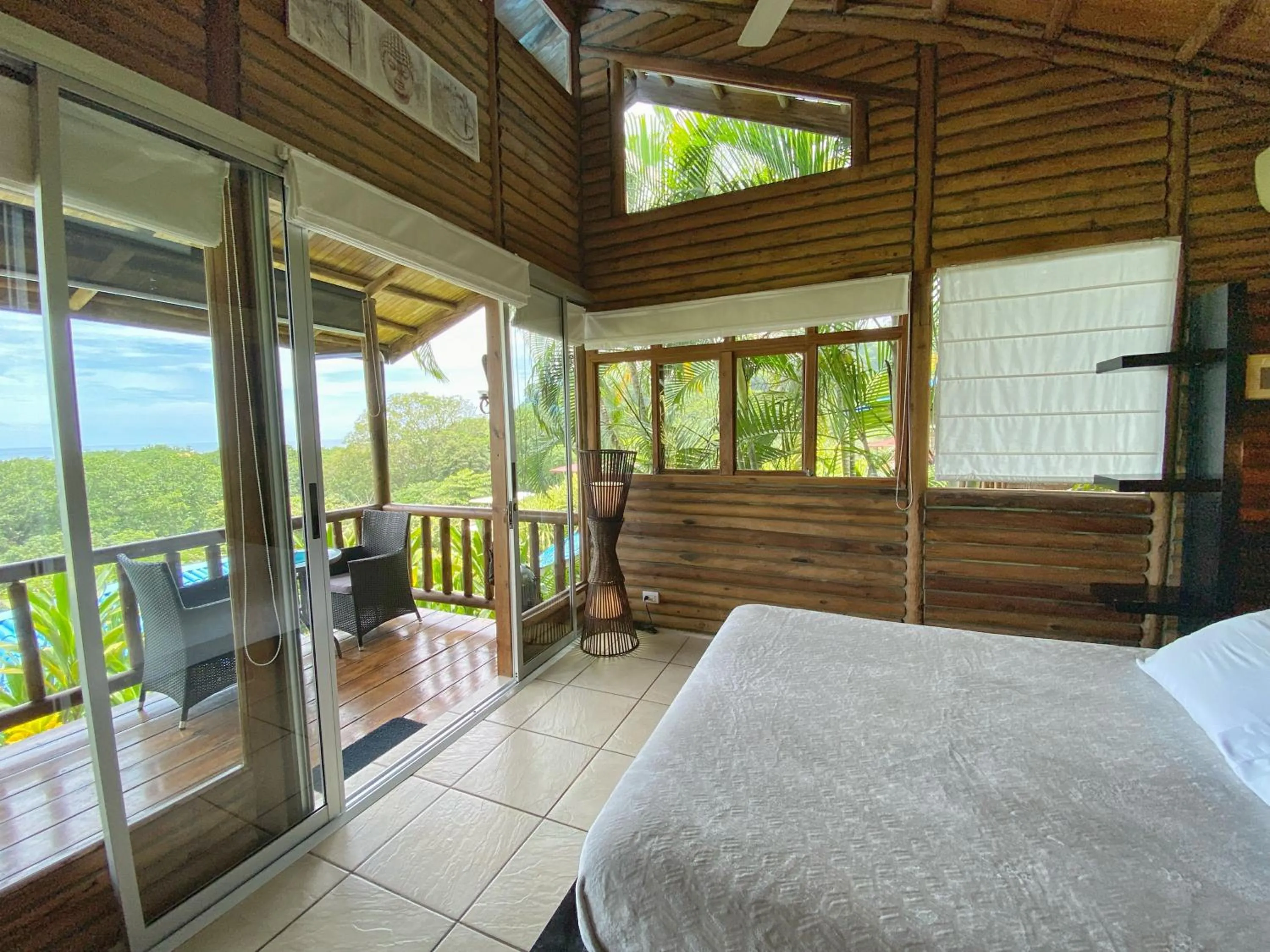 Bed in Horizon Hotel & Yoga center