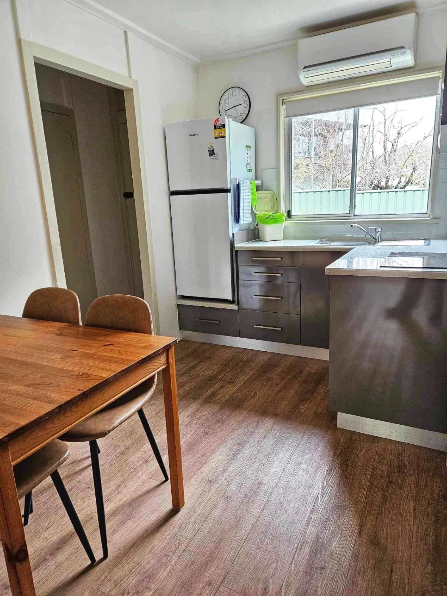 Kitchen or kitchenette in Restaway Holiday Units