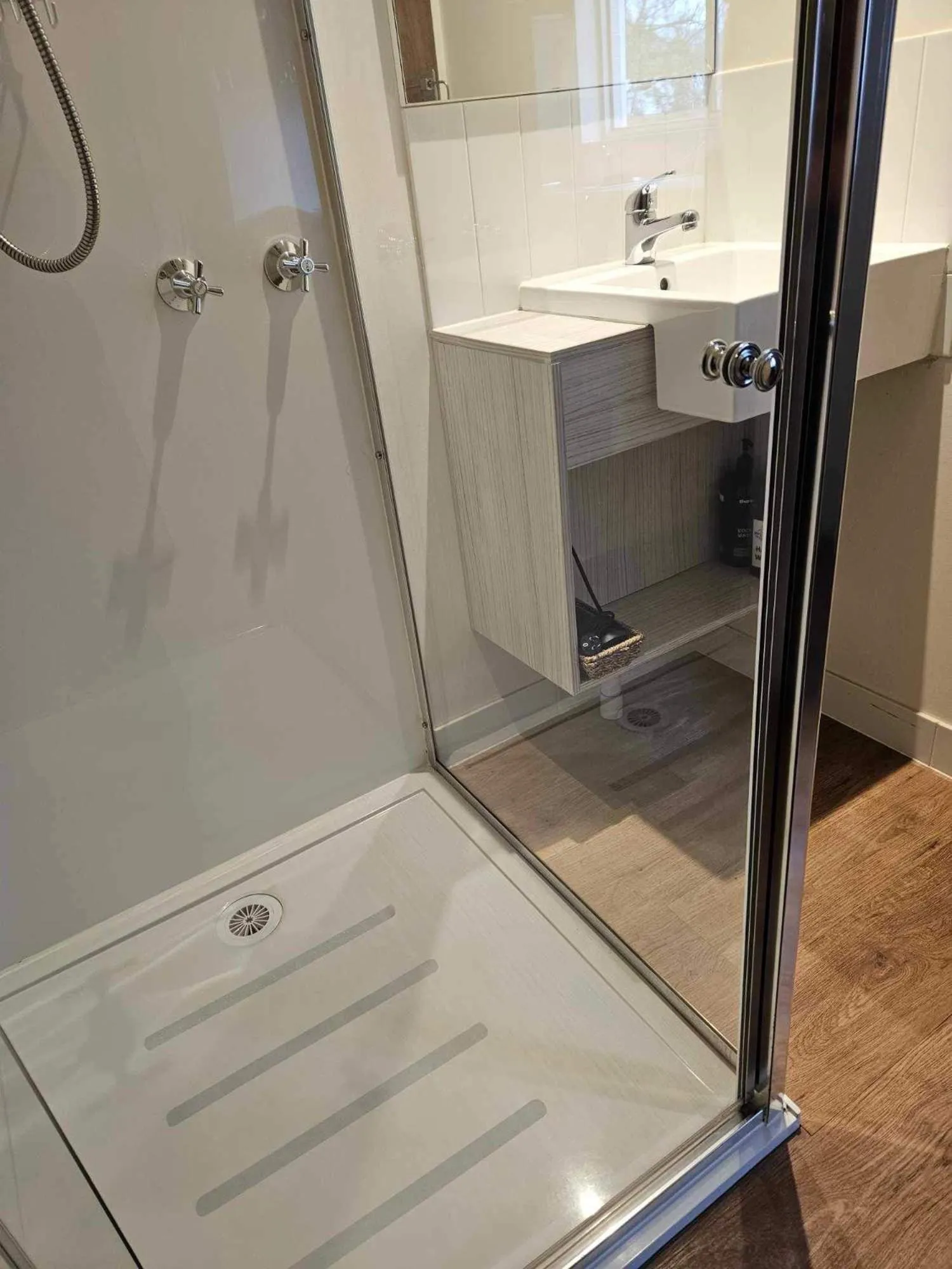 Shower in Restaway Holiday Units