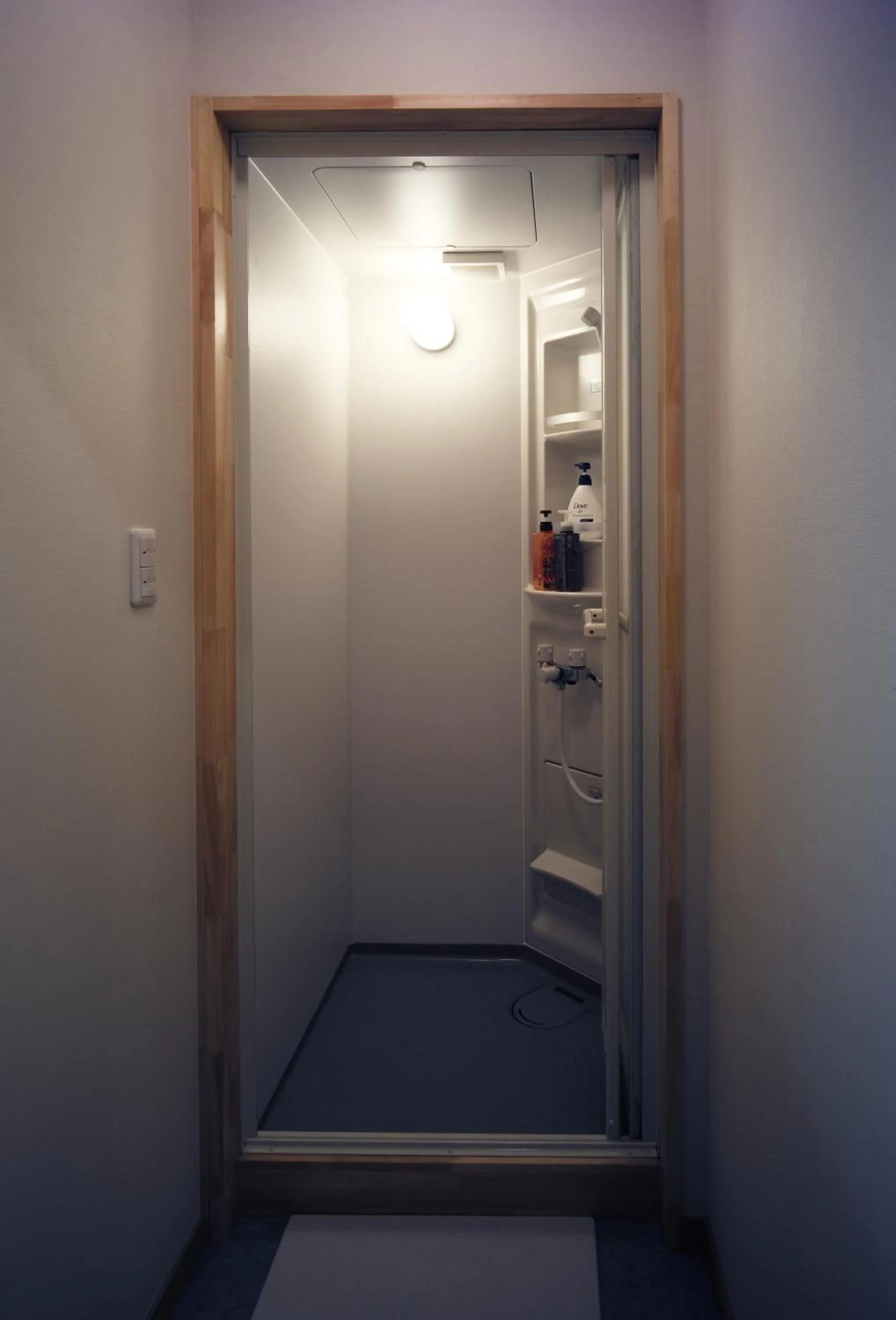 Shower in Cinnamon Guesthouse Dogo