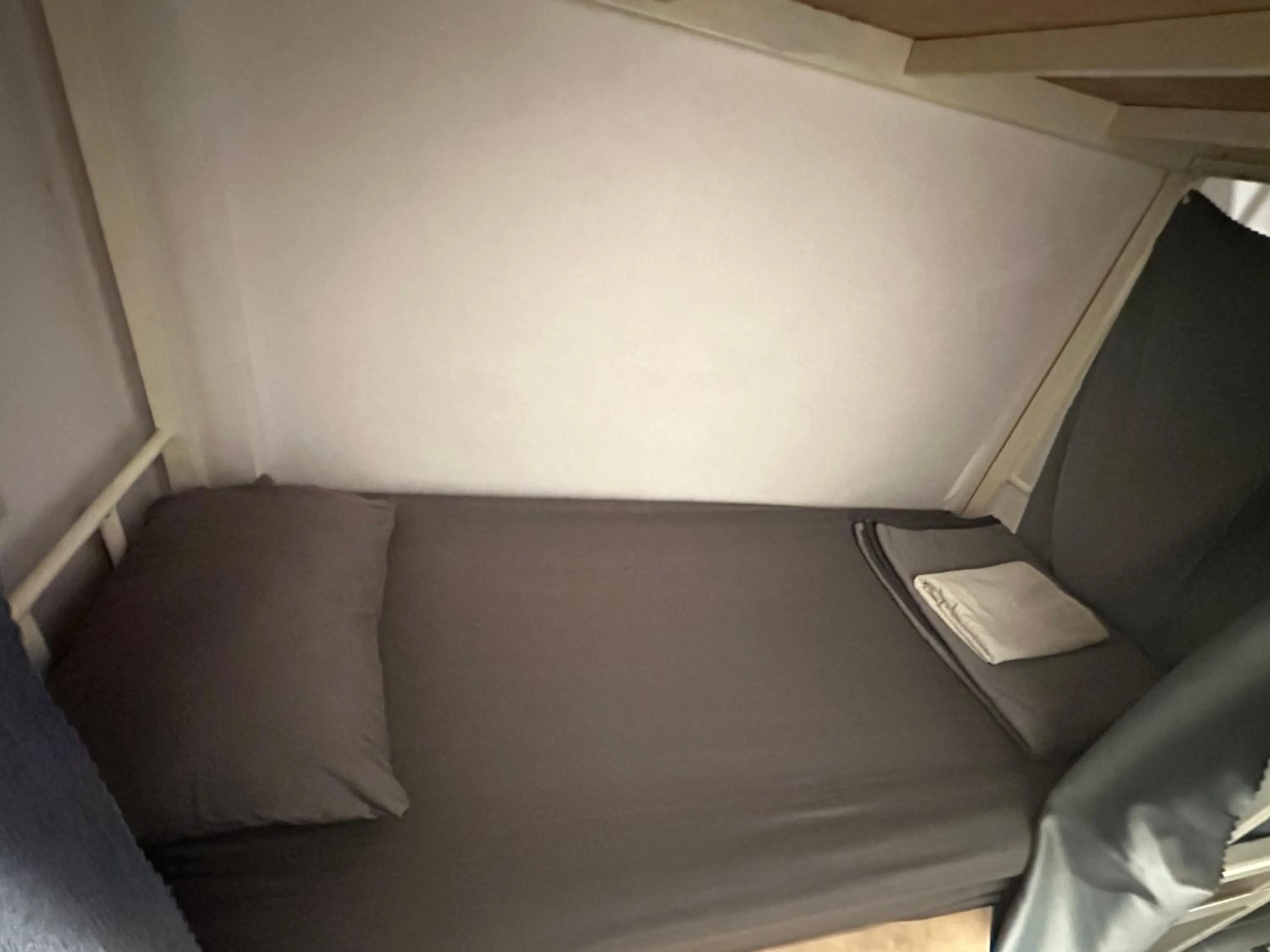 bunk bed in Phi Phi Green House & Sunsky Hostel