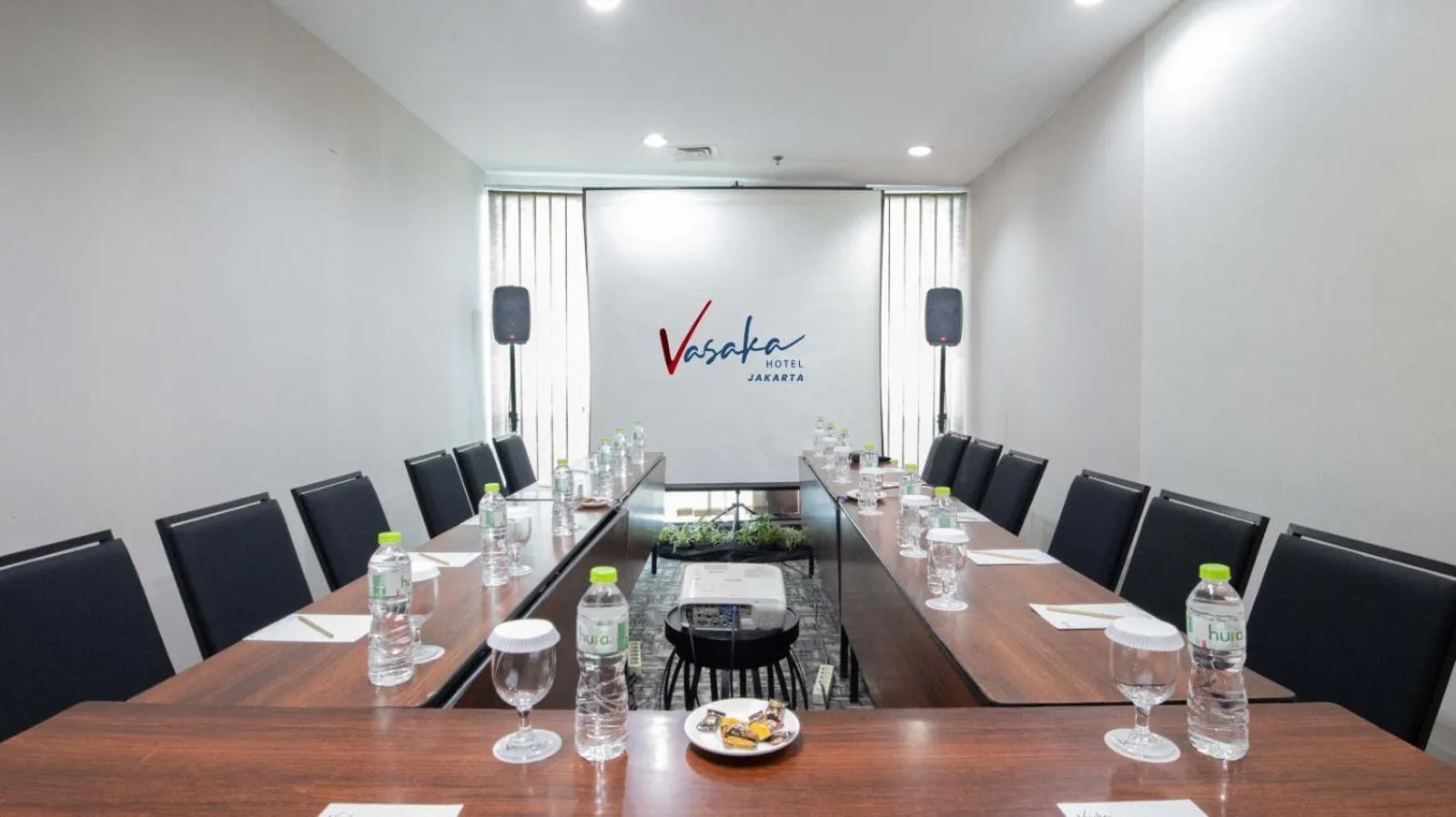 Meeting/conference room in Vasaka Hotel Jakarta Managed by Dafam