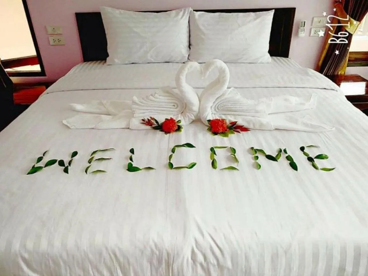 Bed in Lanta Cottage - SHA Plus