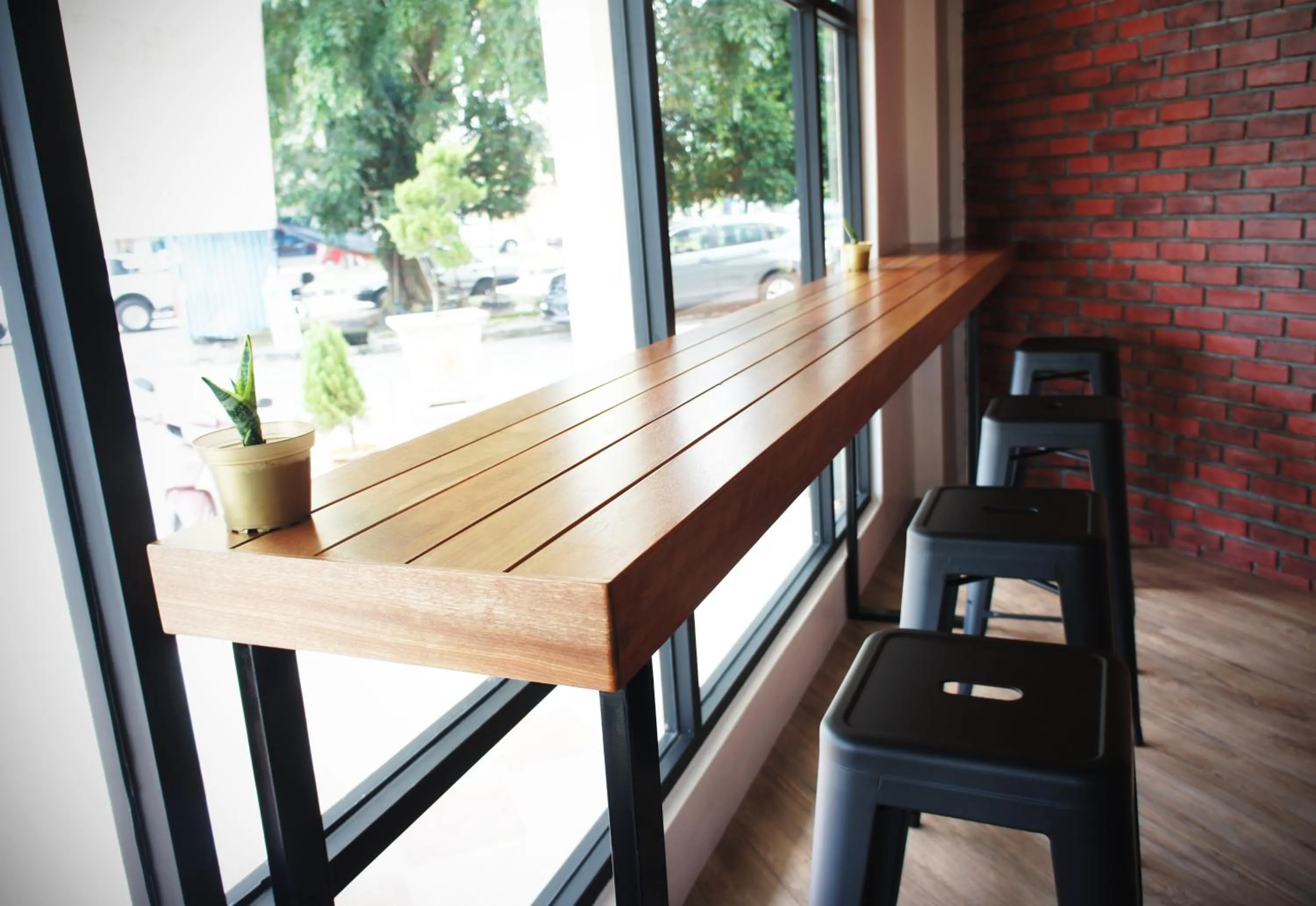 Day in No.31 Maple Inn