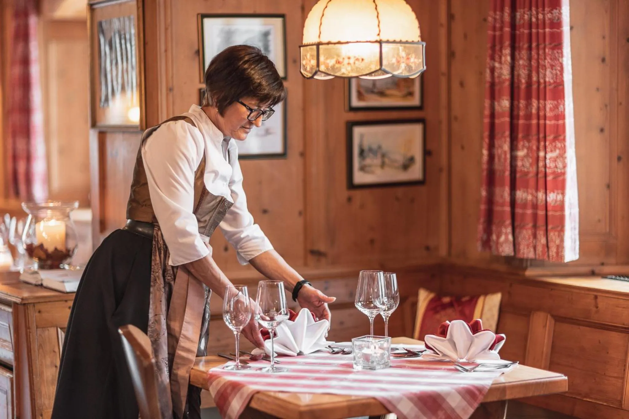 Restaurant/places to eat in Batzenhäusl