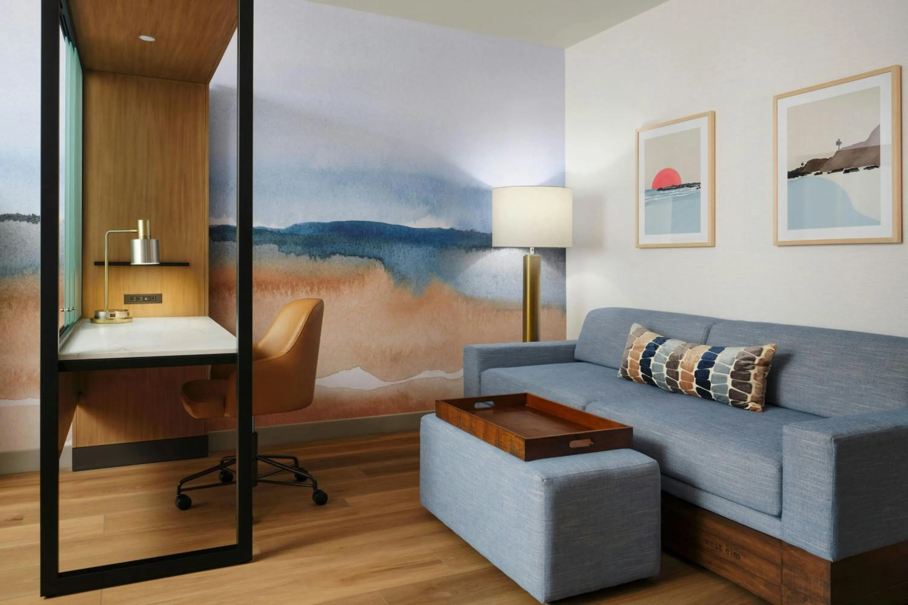 Living room in SpringHill Suites by Marriott Ventura Oxnard