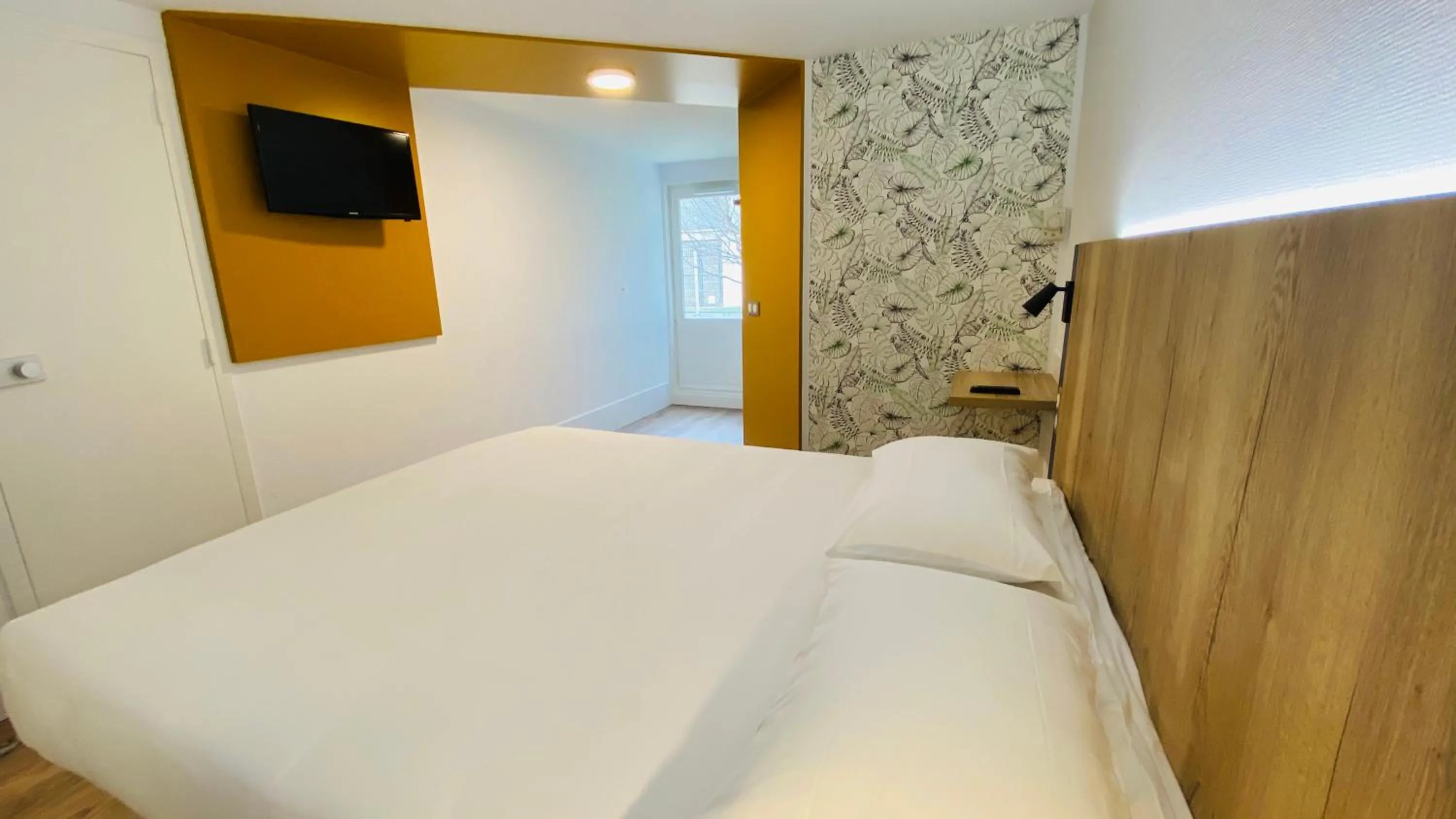 Bed in Kyriad Direct Chalon Sur Saone Nord