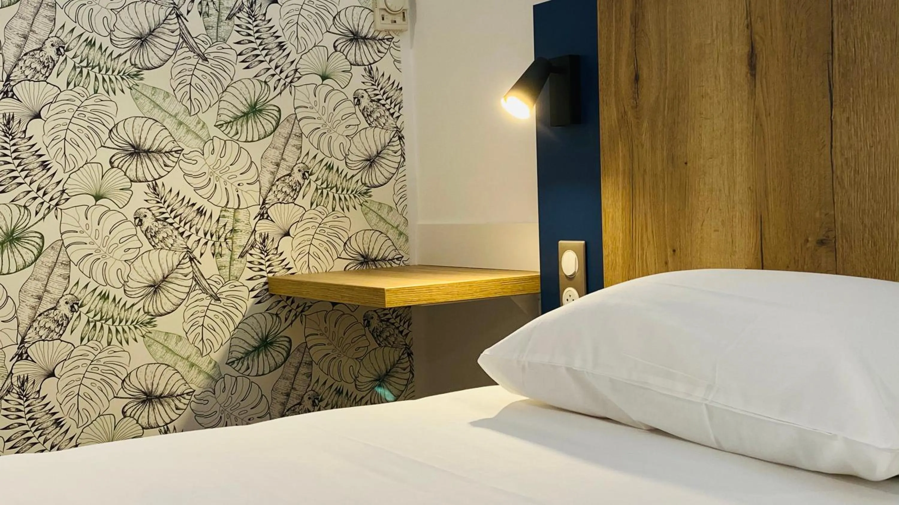 Bed in Kyriad Direct Chalon Sur Saone Nord