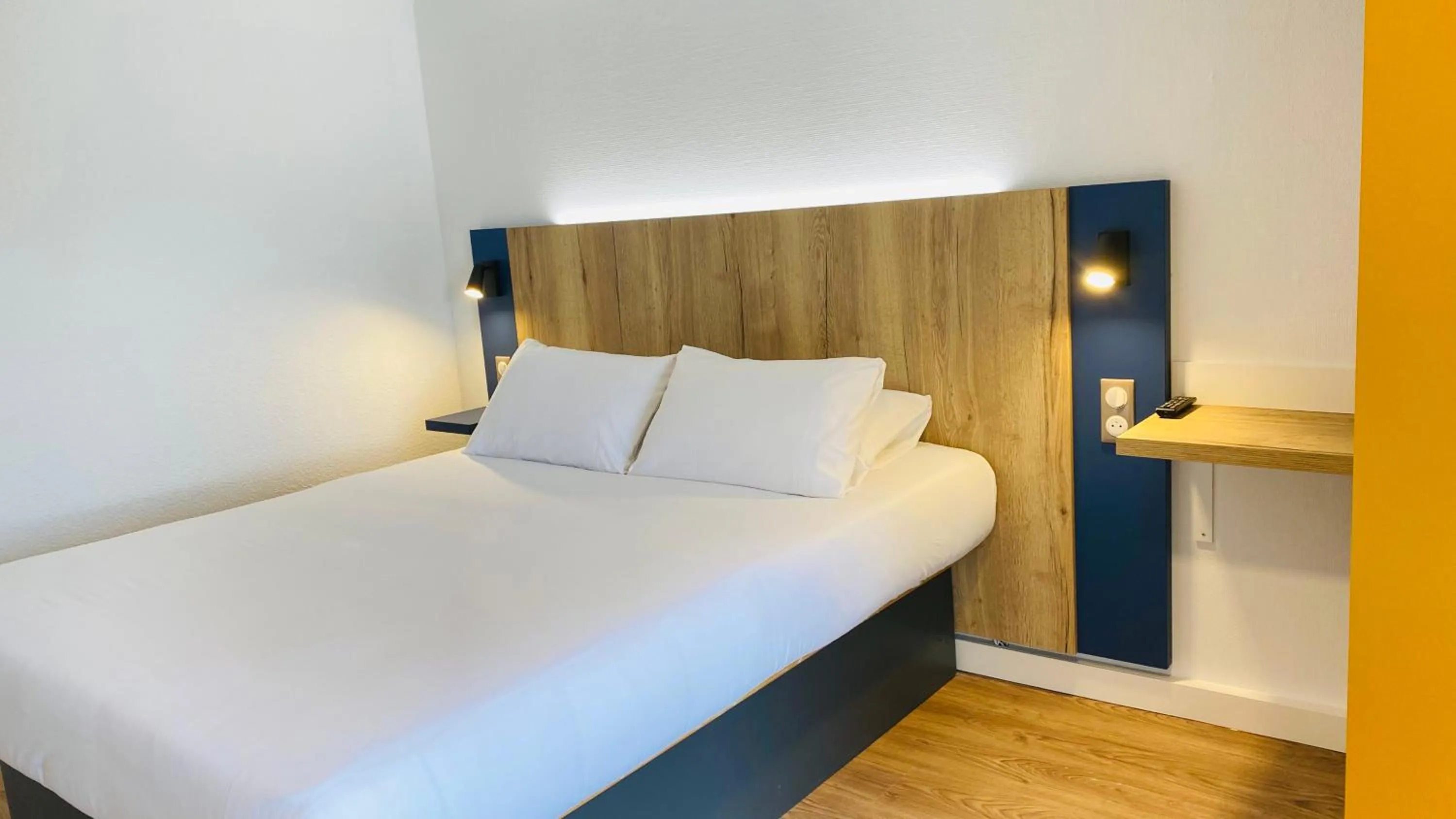 Bed in Kyriad Direct Chalon Sur Saone Nord