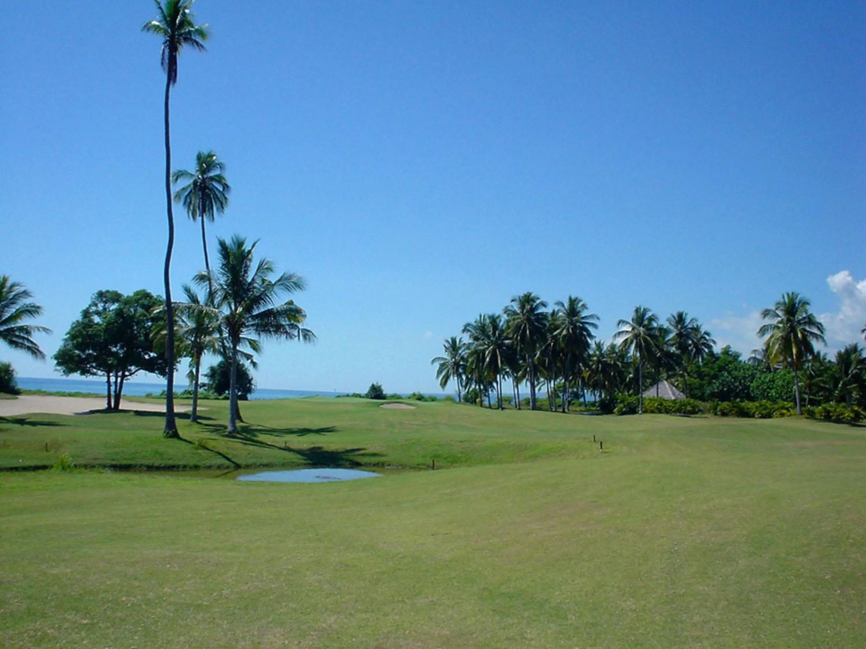 Golfcourse in Anema Wellness & Resort Gili Lombok - Diving Center PADI