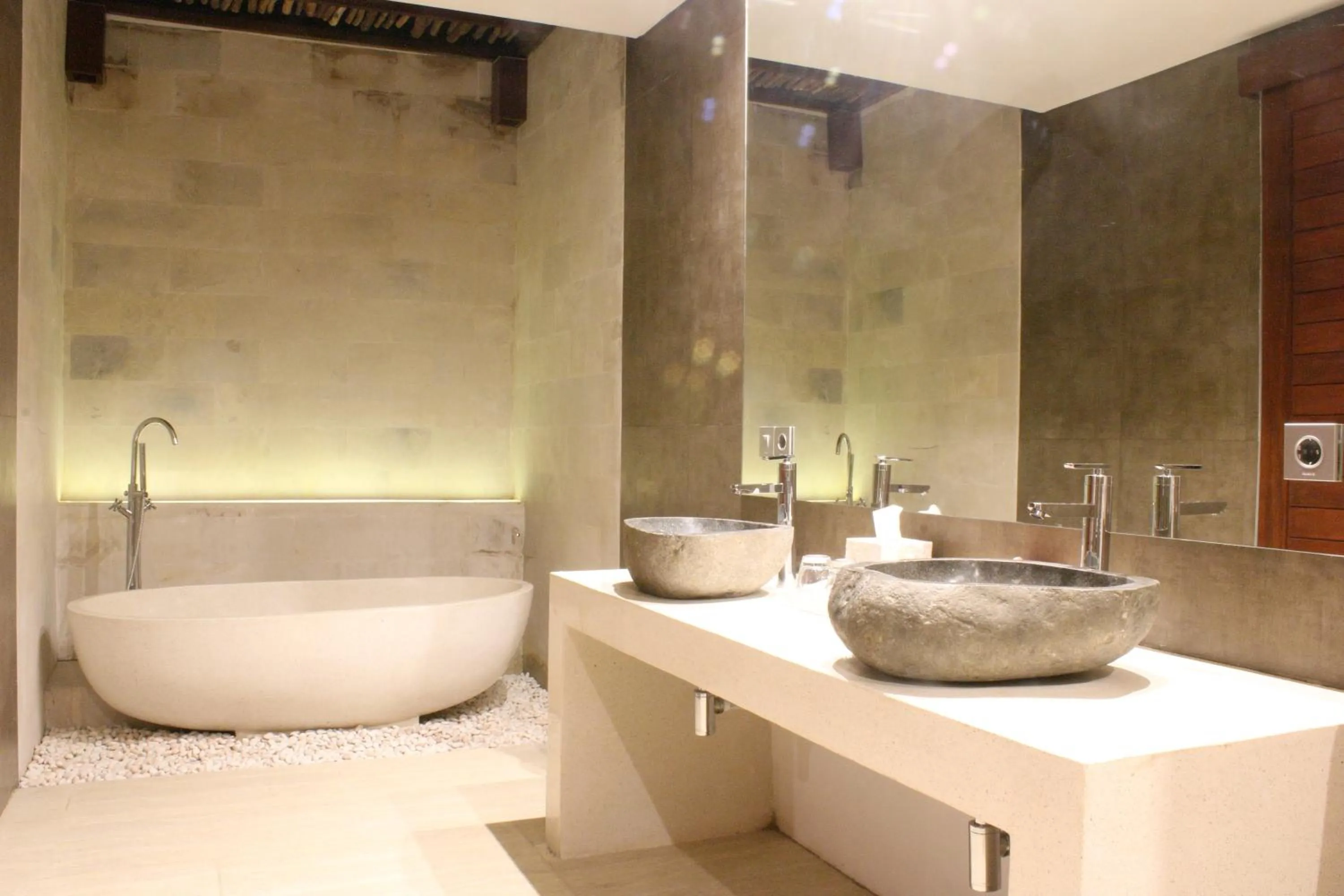 Bathroom in Anema Wellness & Resort Gili Lombok - Diving Center PADI