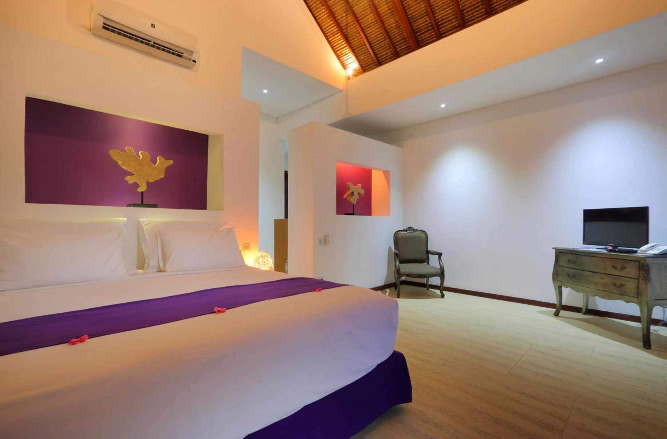 Bed in Anema Wellness & Resort Gili Lombok - Diving Center PADI