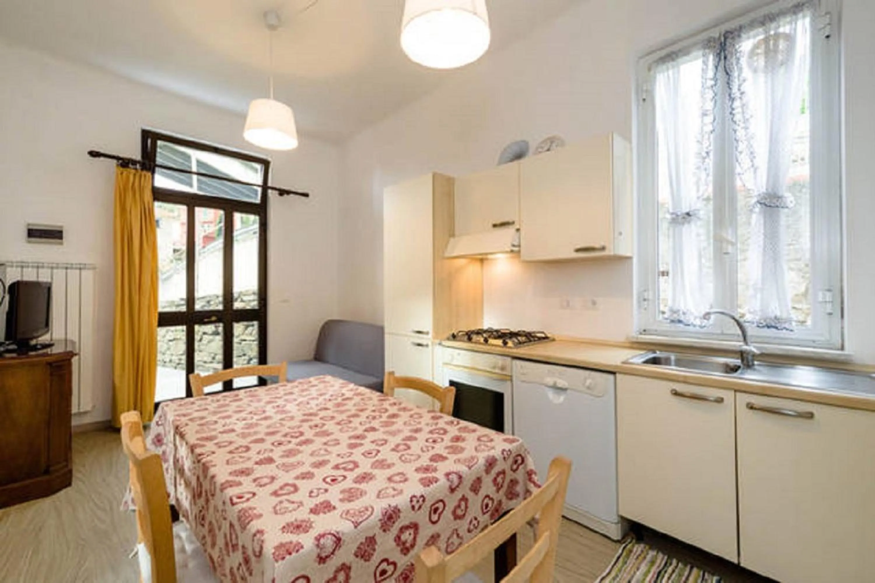 Kitchen or kitchenette in Varazze Apartment