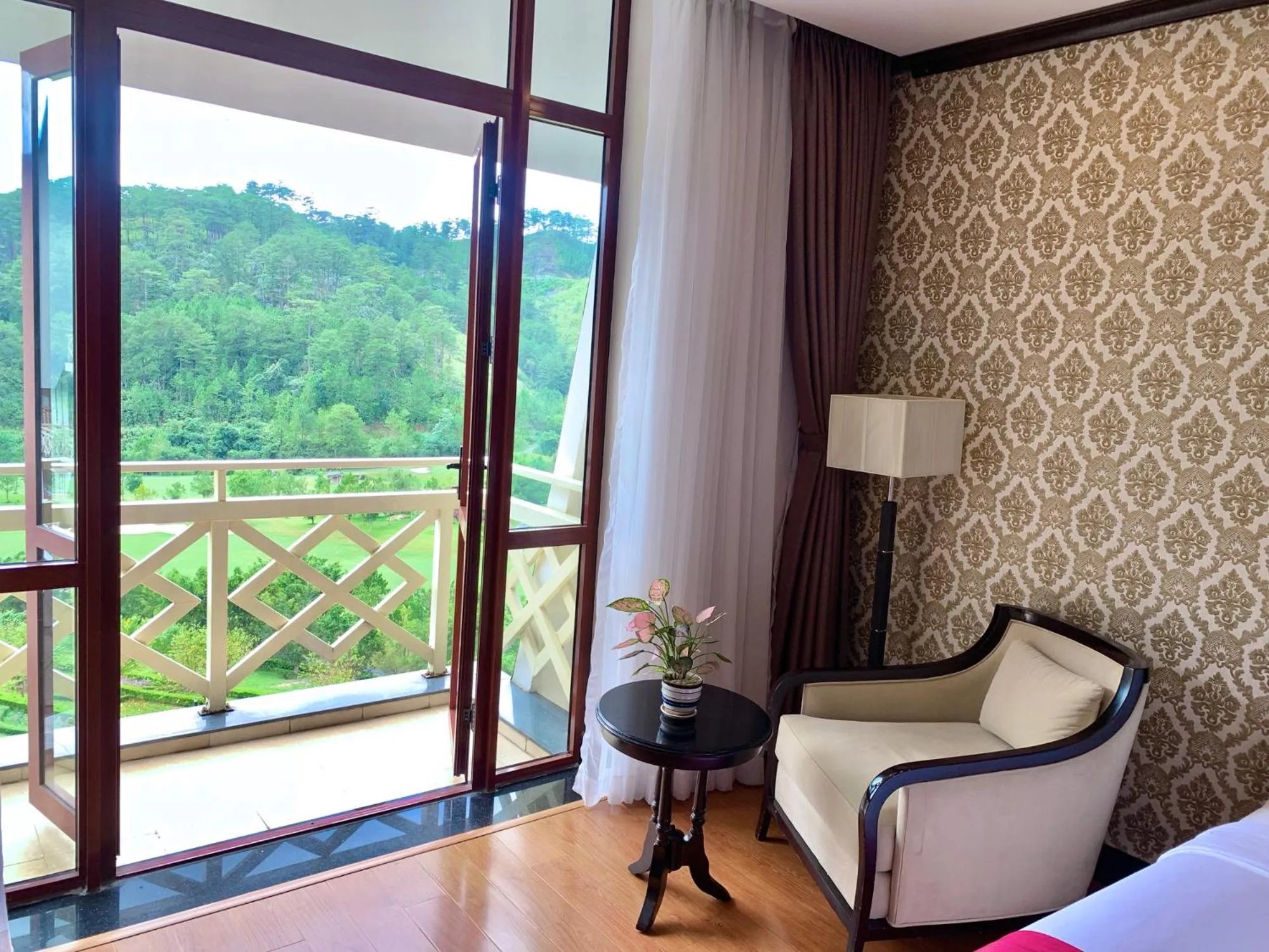 Swiss-Belresort Tuyen Lam