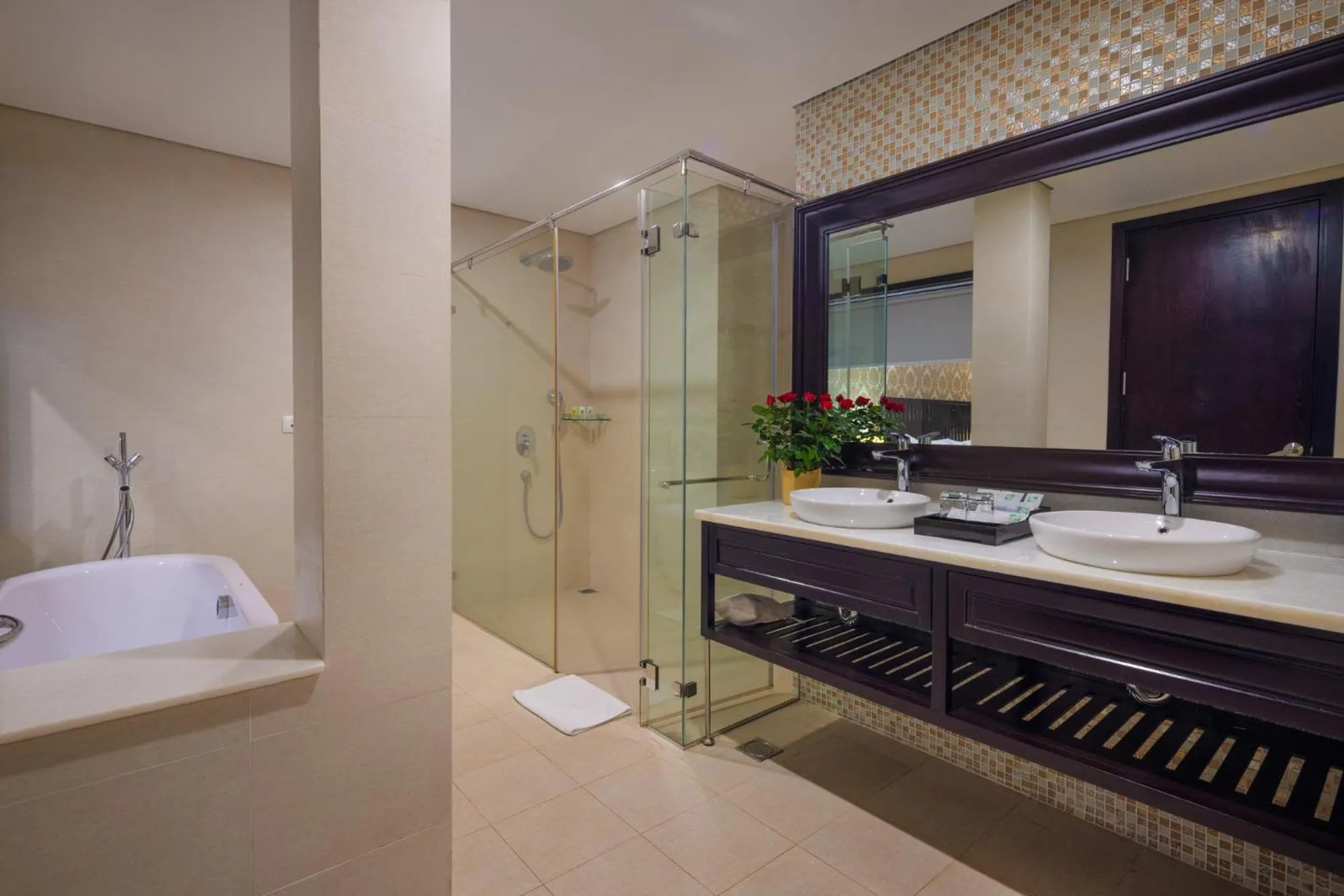 Swiss-Belresort Tuyen Lam