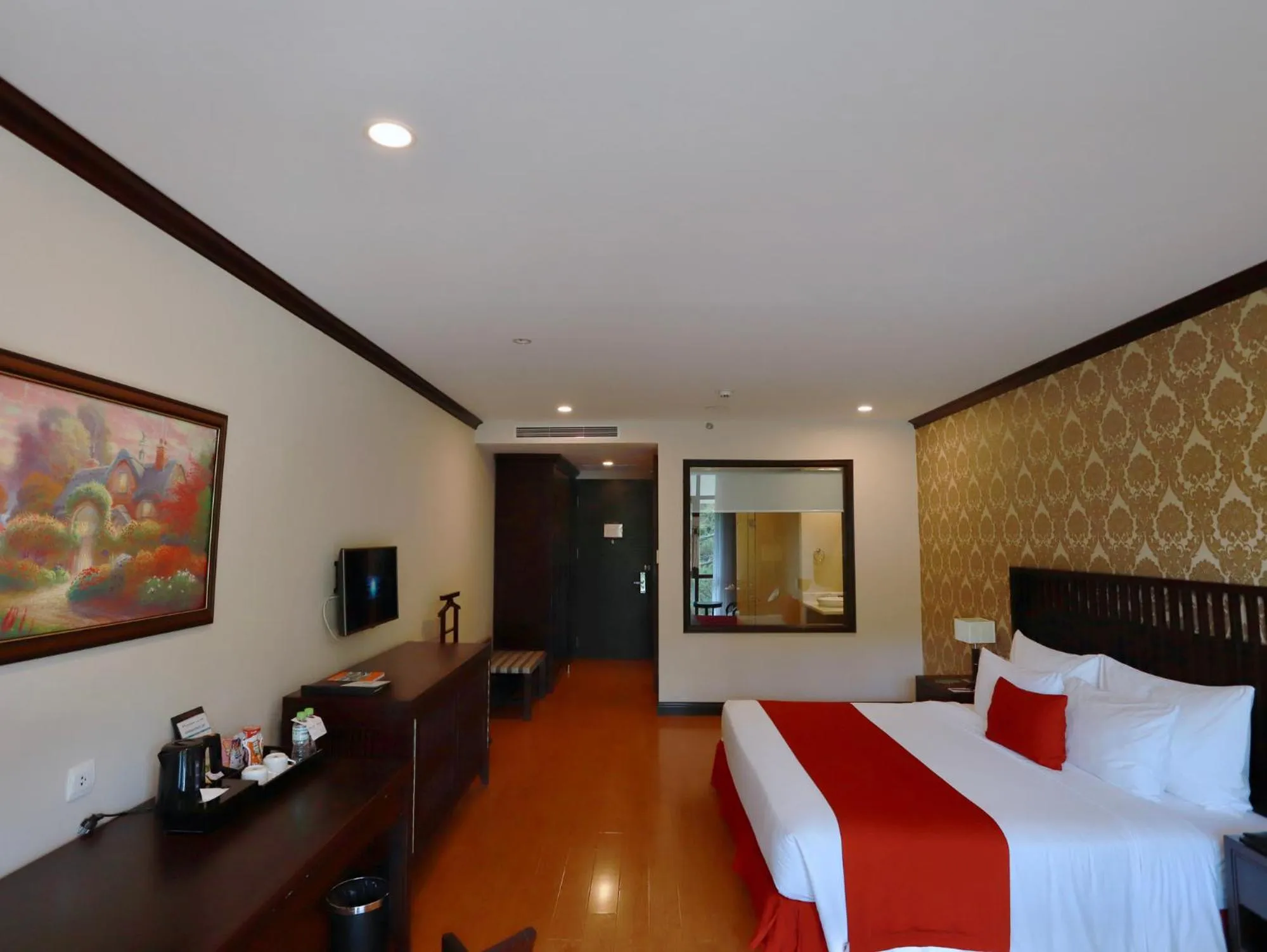 Bed in Swiss-Belresort Tuyen Lam