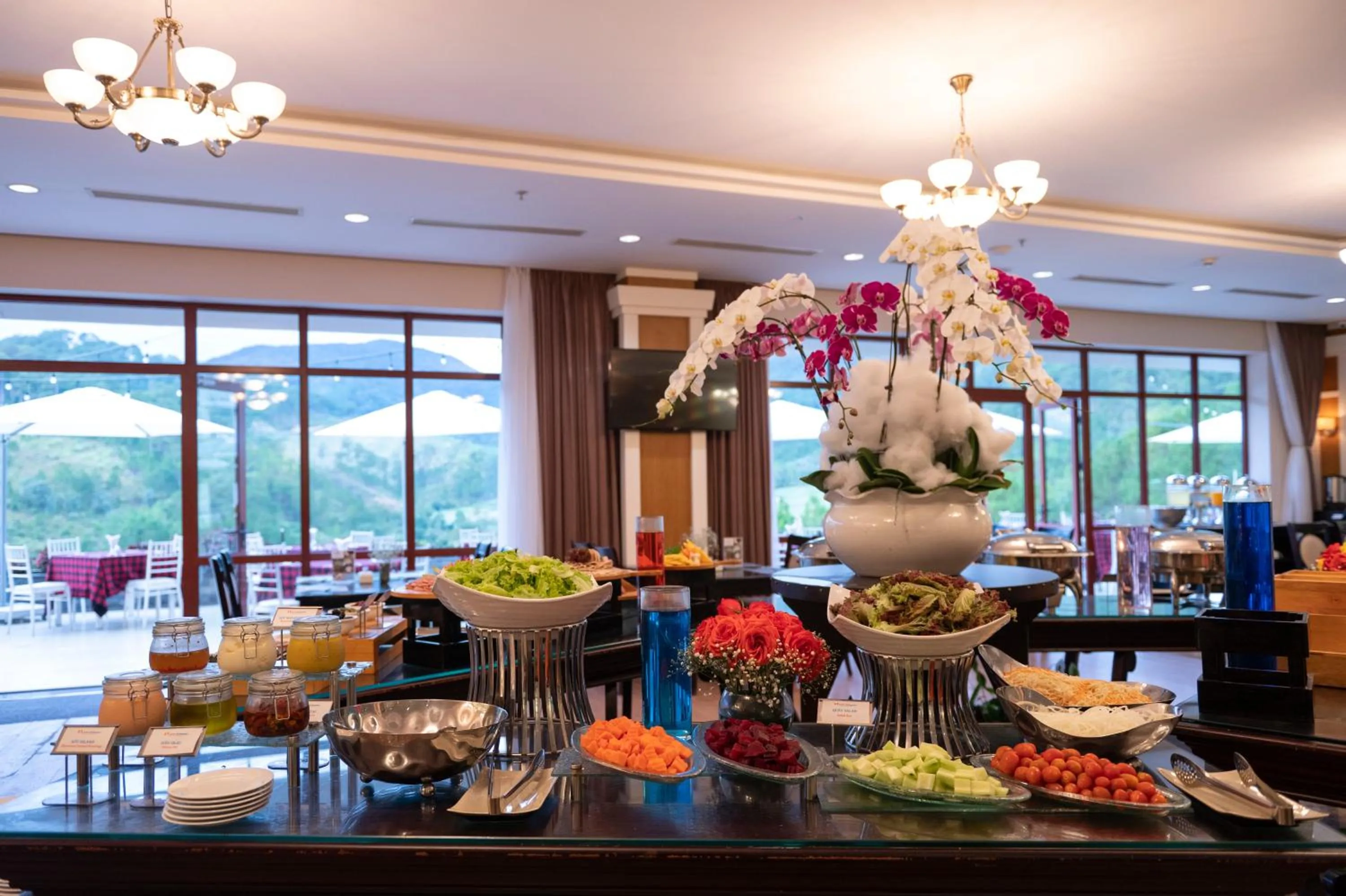 Restaurant/places to eat in Swiss-Belresort Tuyen Lam