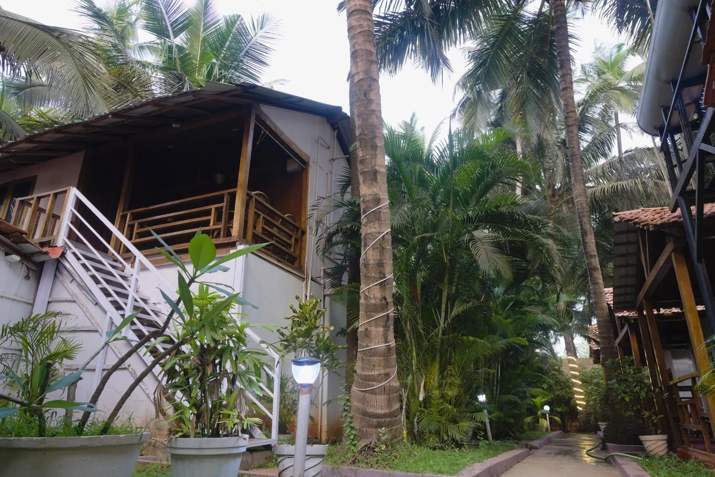 Shiva Cottages