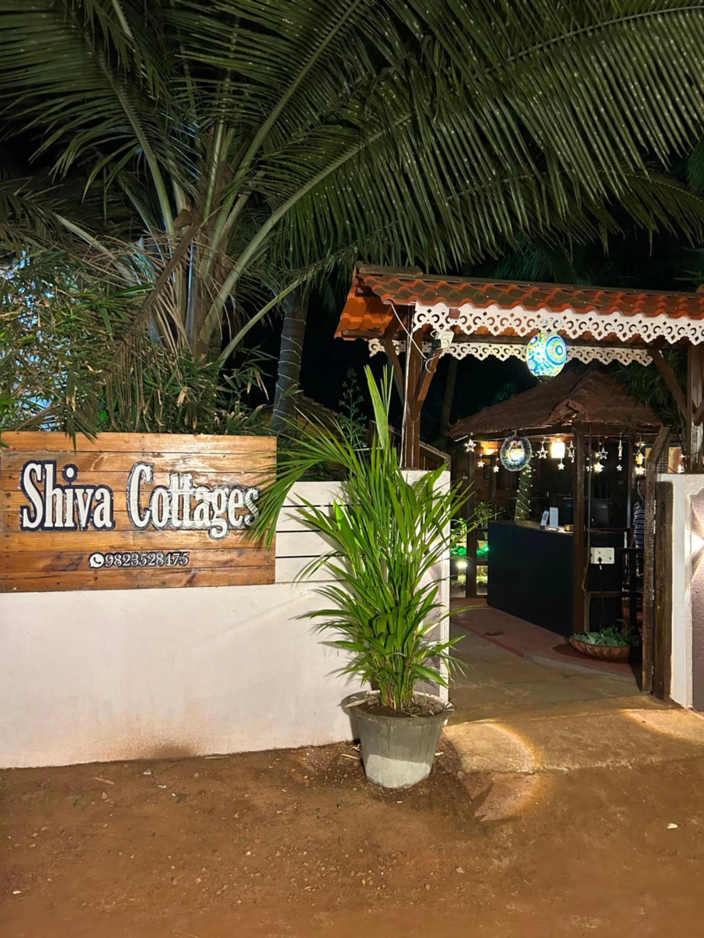 Shiva Cottages