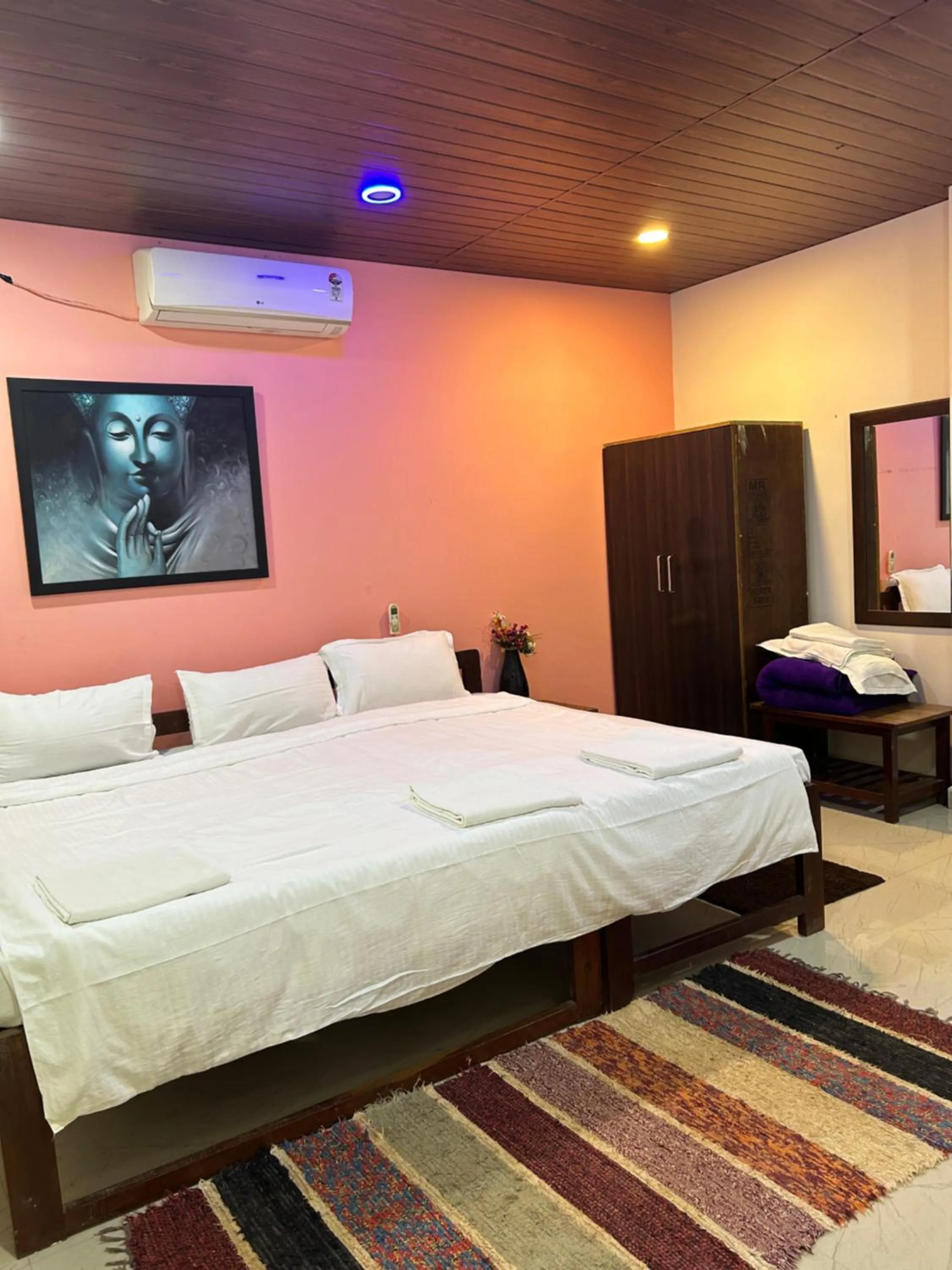 Shiva Cottages