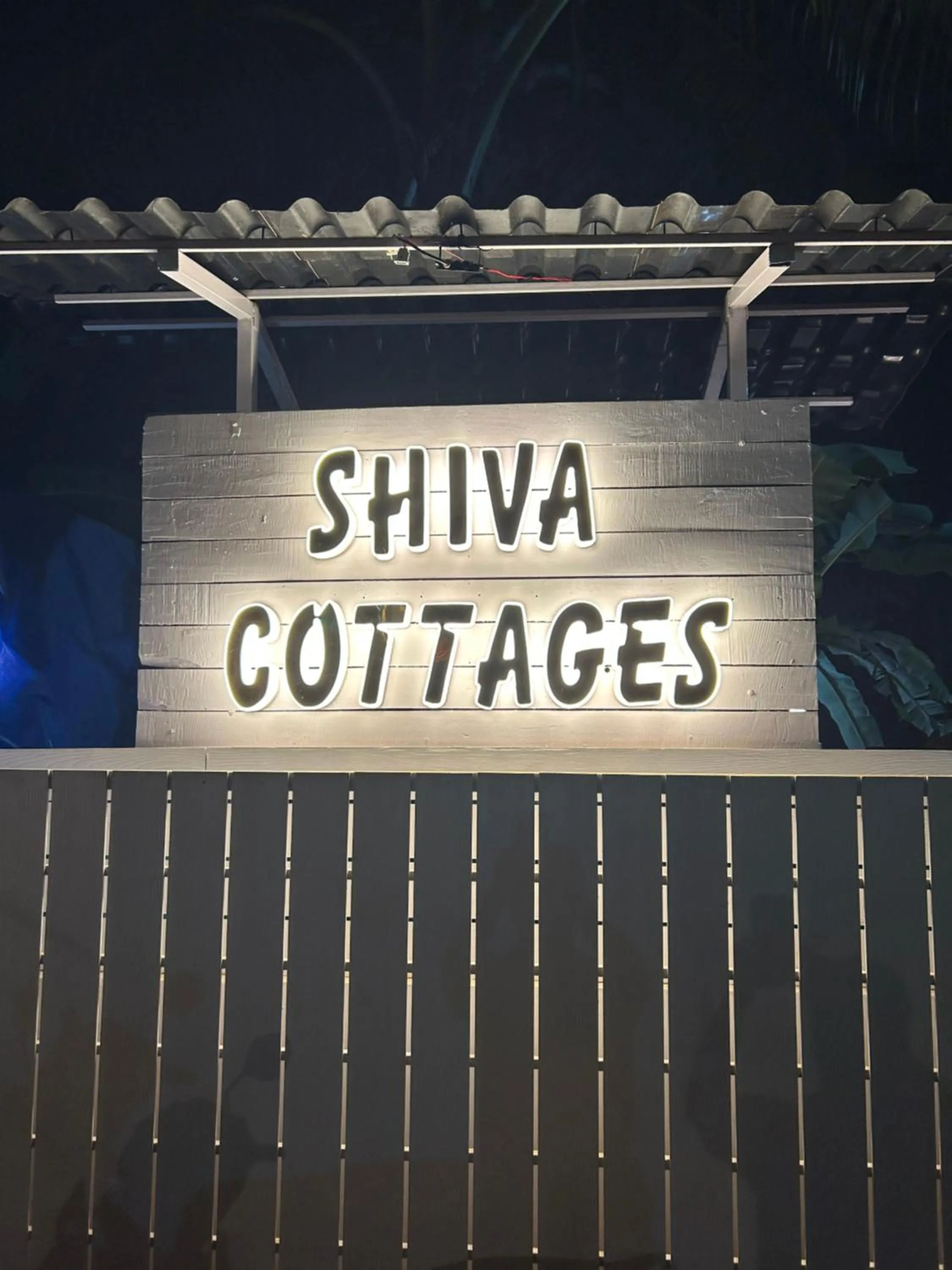 Shiva Cottages