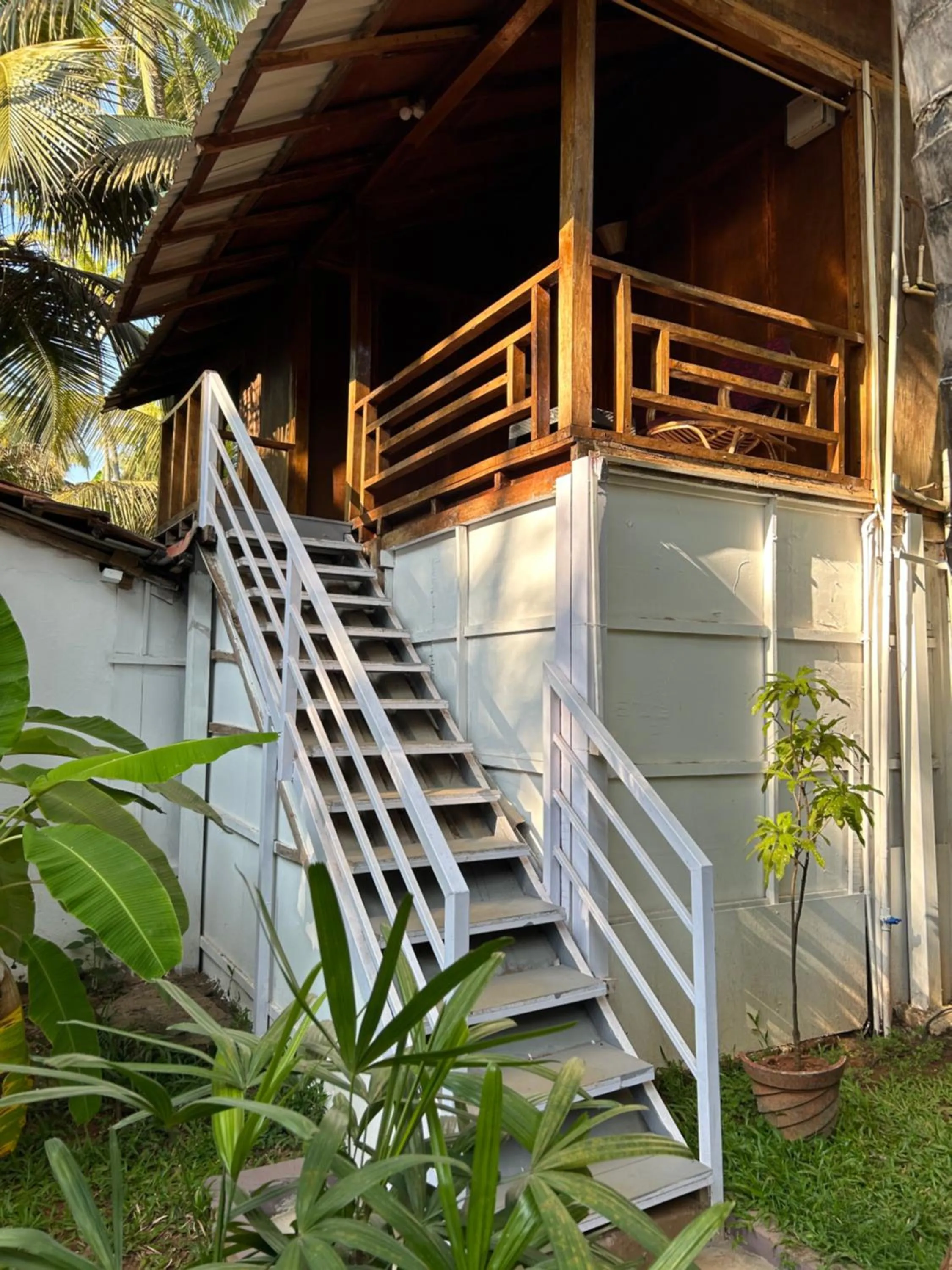 Shiva Cottages