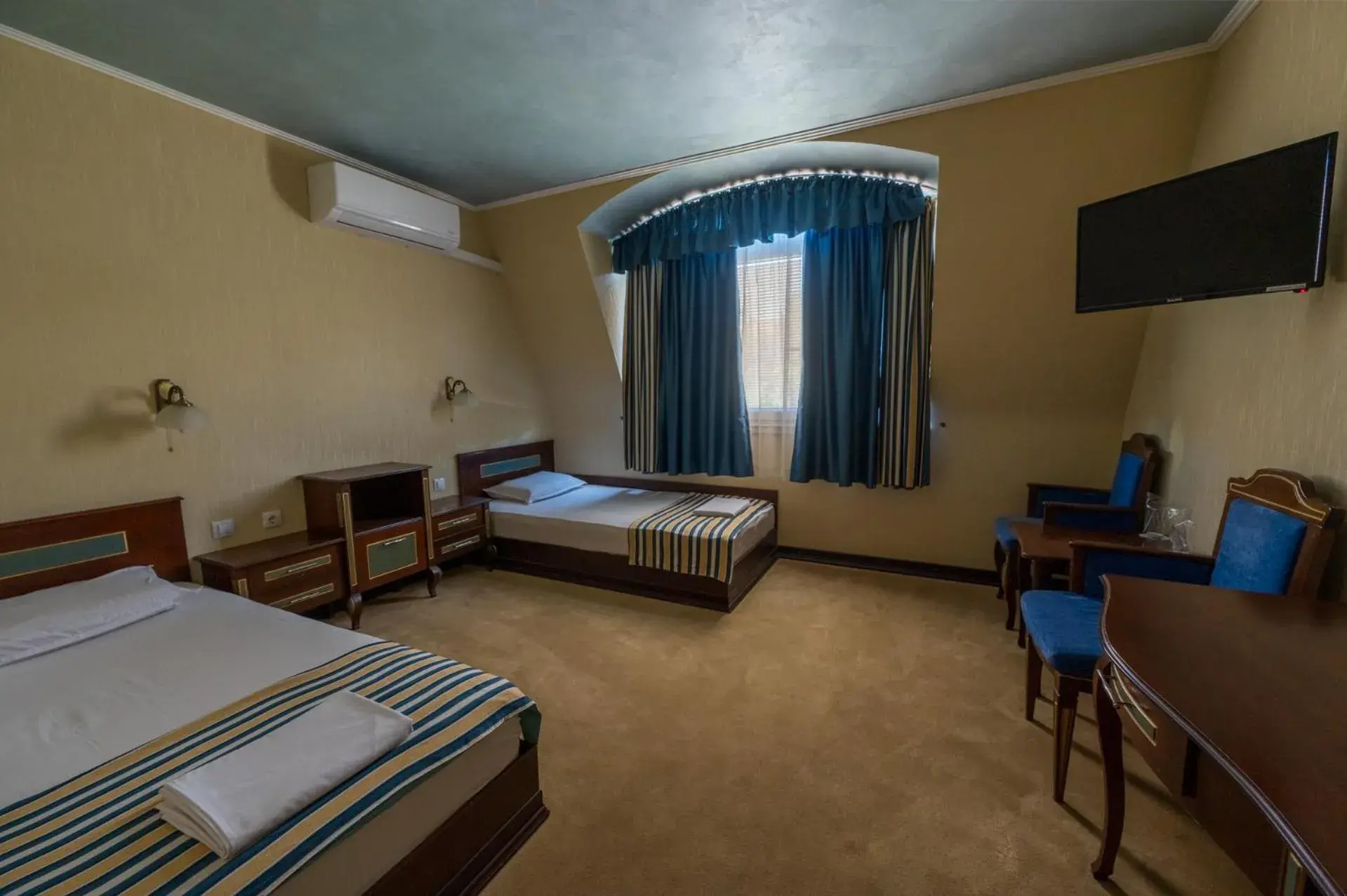 Twin Room - single occupancy in Family Hotel Lazur Twin Room - single occupancy in Family Hotel Lazur