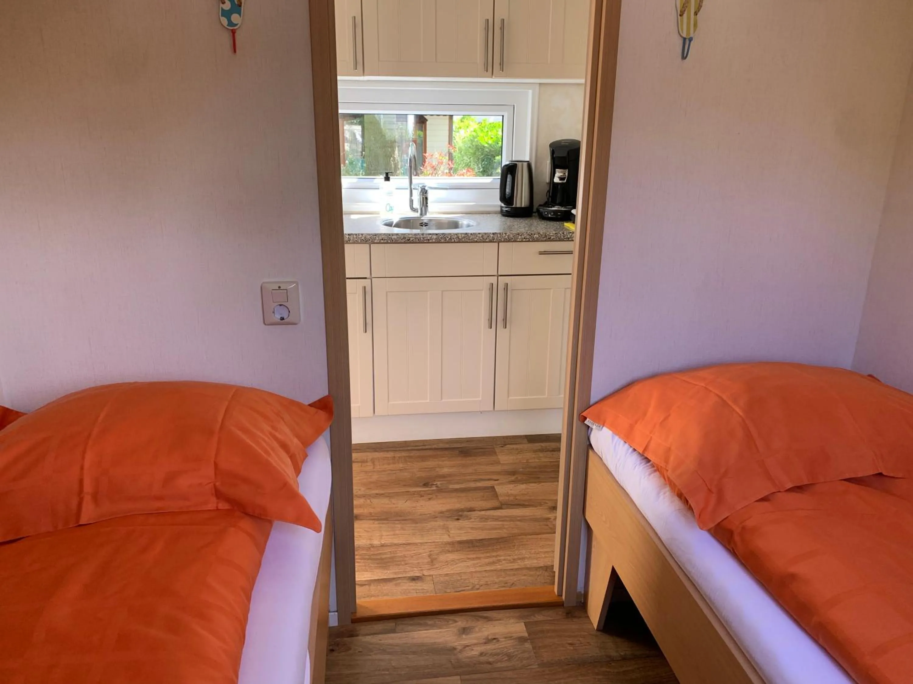 Bedroom, Bed in Sunnychalet