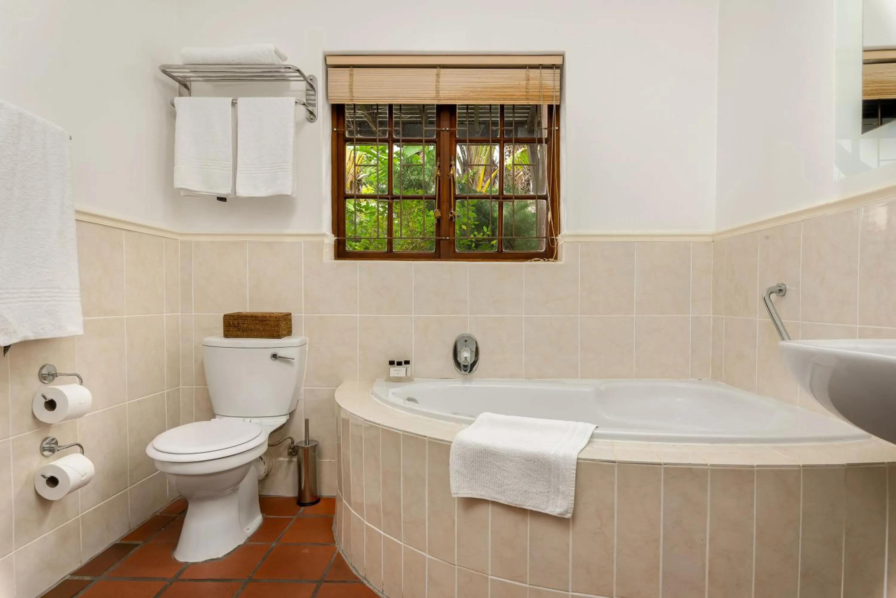 Gable Manor by Neighbourgood