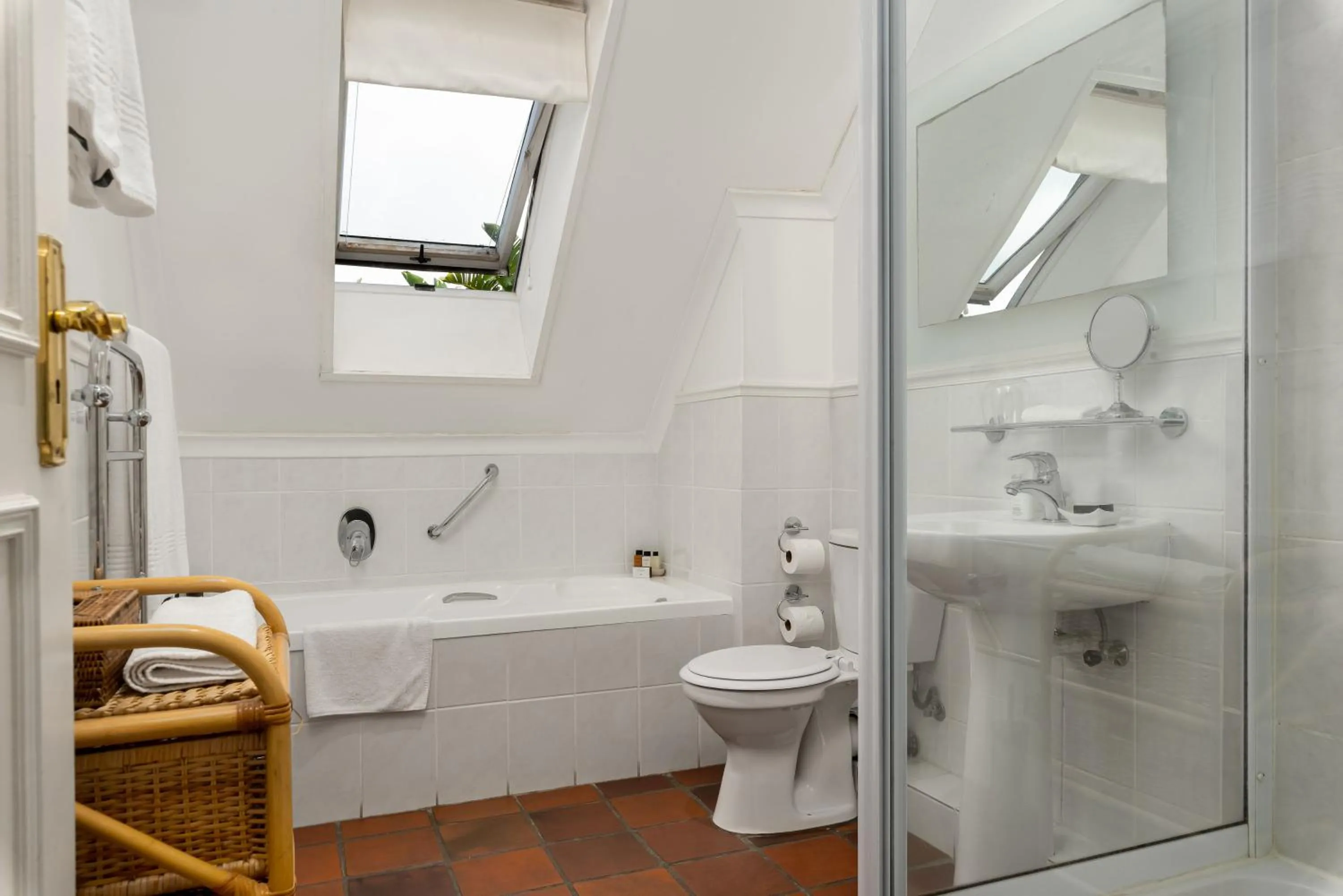 Gable Manor by Neighbourgood