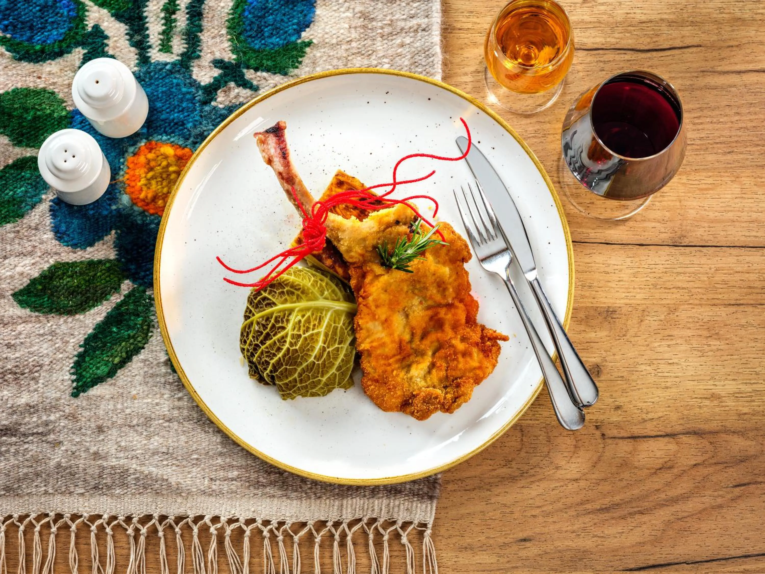 Food and drinks in Hotel Logos