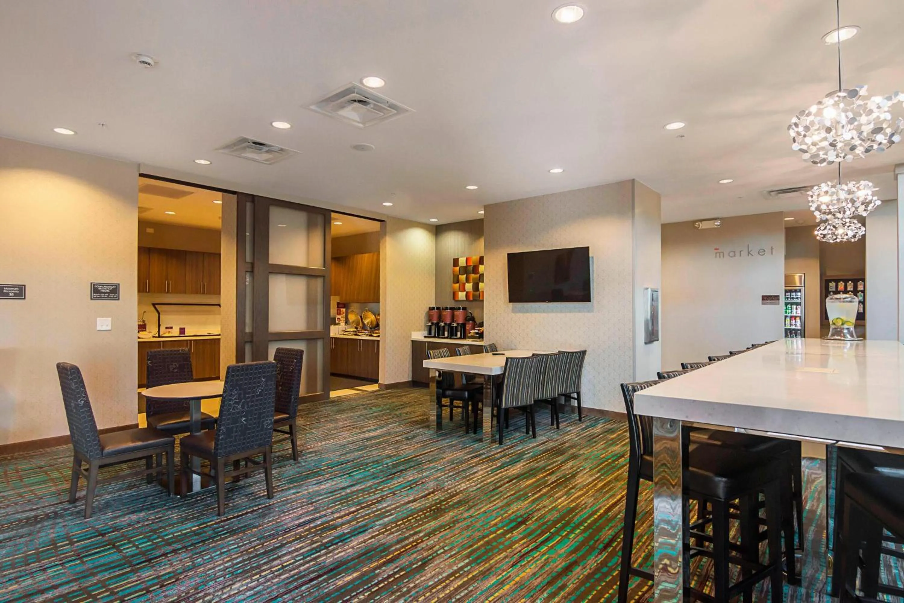 Restaurant/places to eat in Residence Inn by Marriott Denton