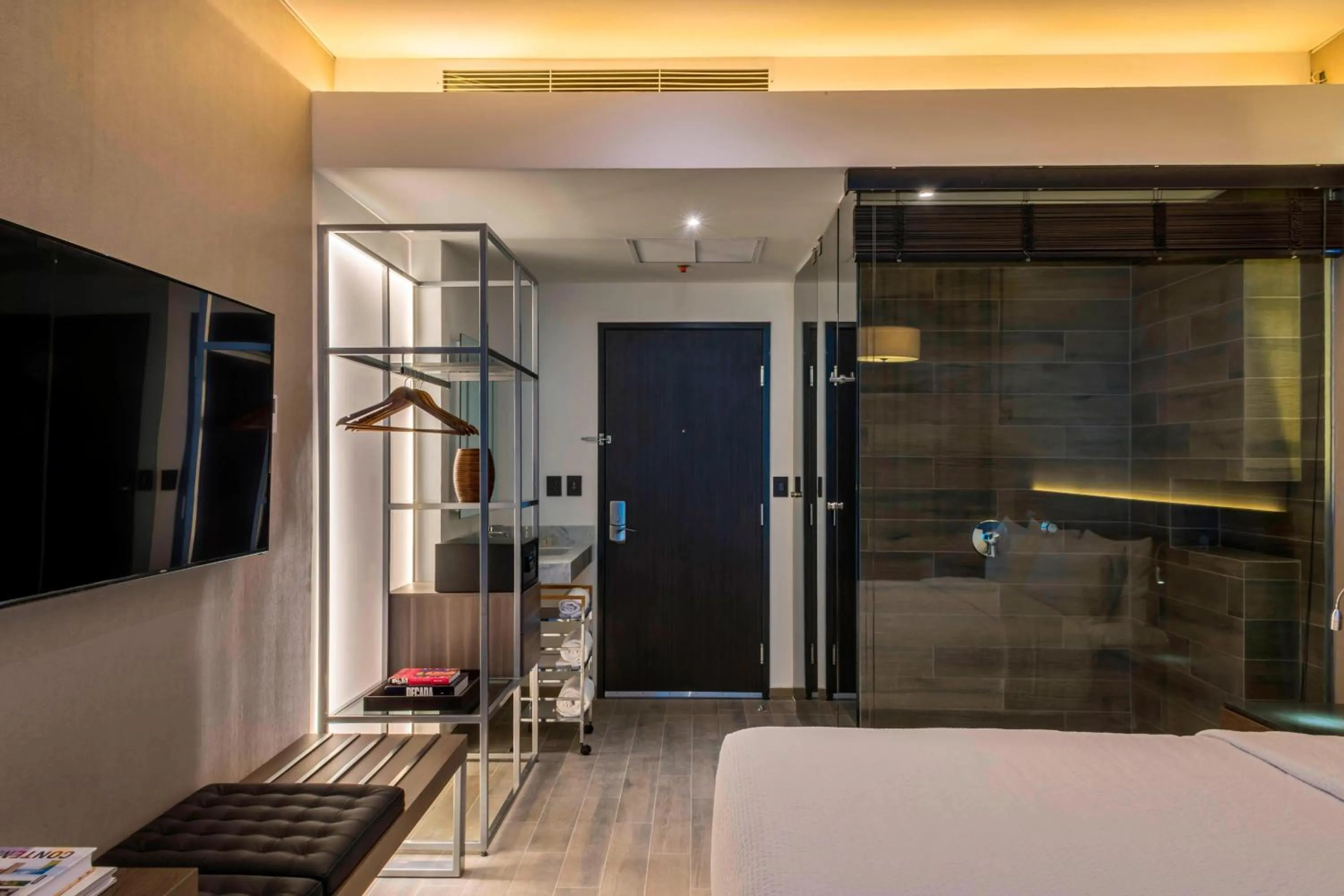 Photo of the whole room in AC Hotel Queretaro Antea