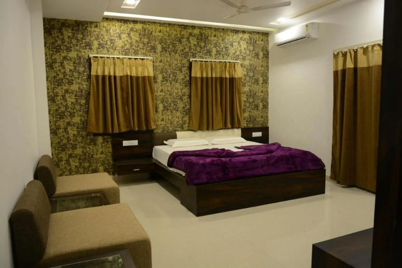 Sri Shivam Hotel