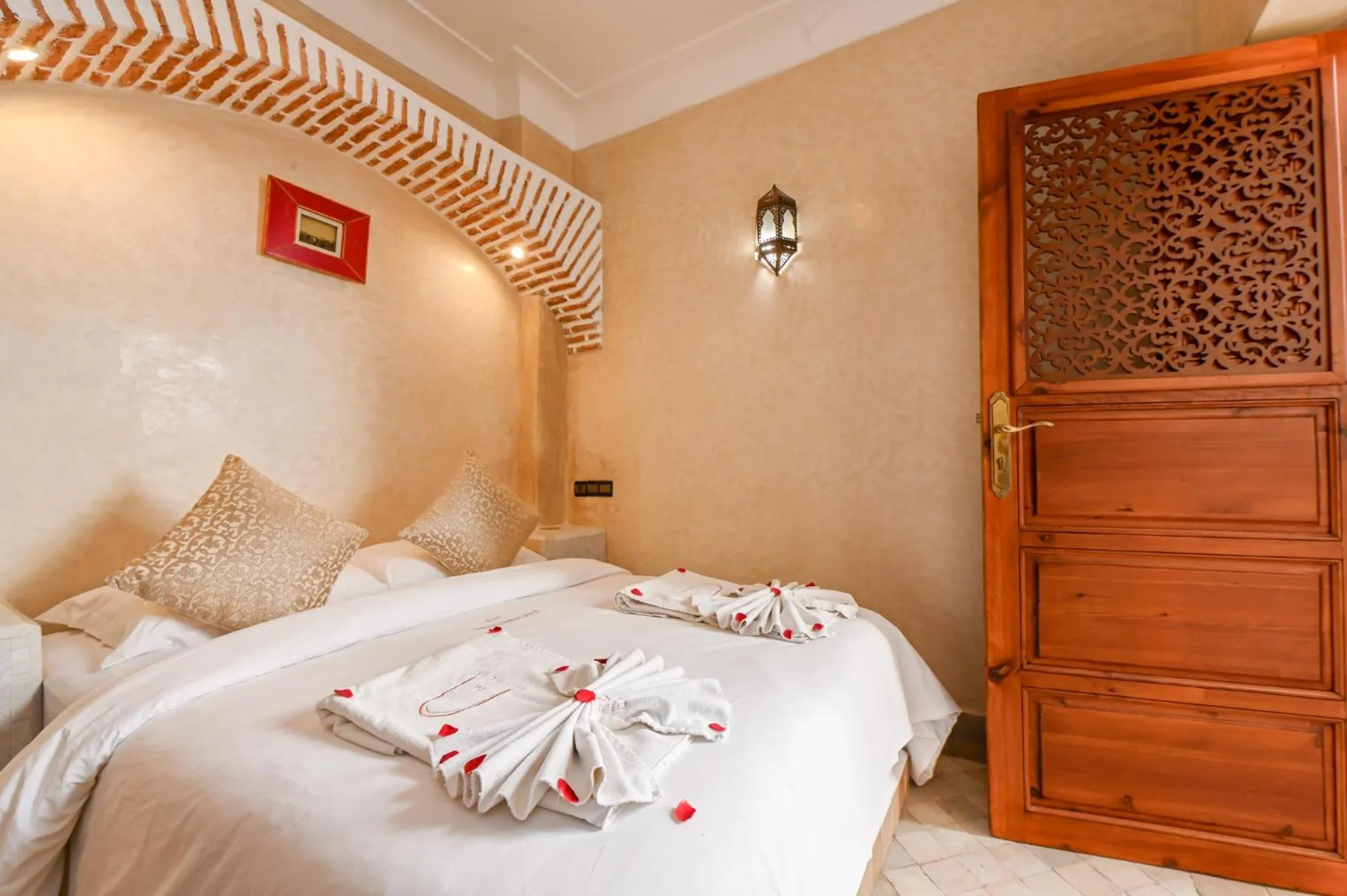 Photo of the whole room, Bed in Riad Matins De Marrakech