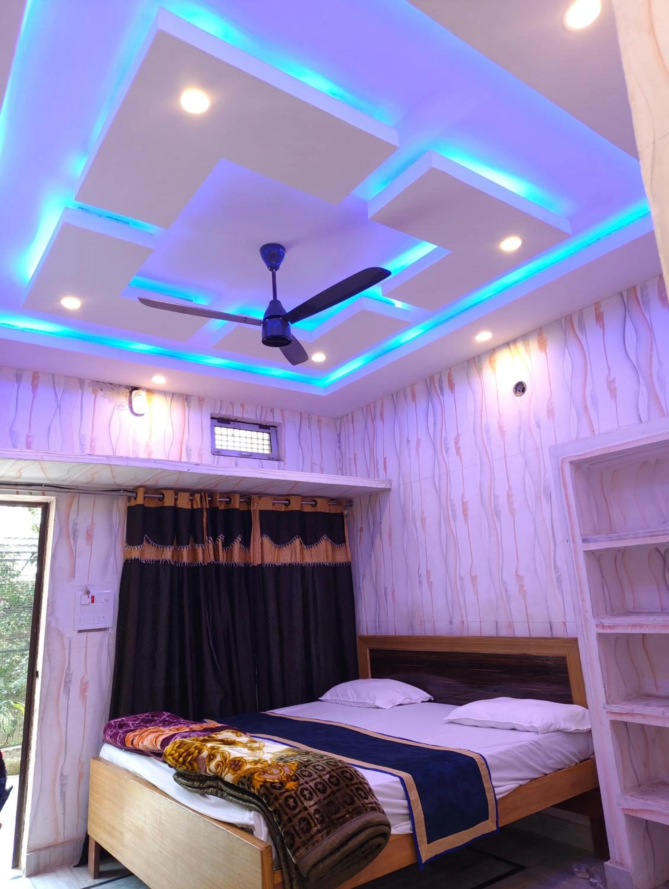 Bed in Shri Sita Vallabh pad Chhaya