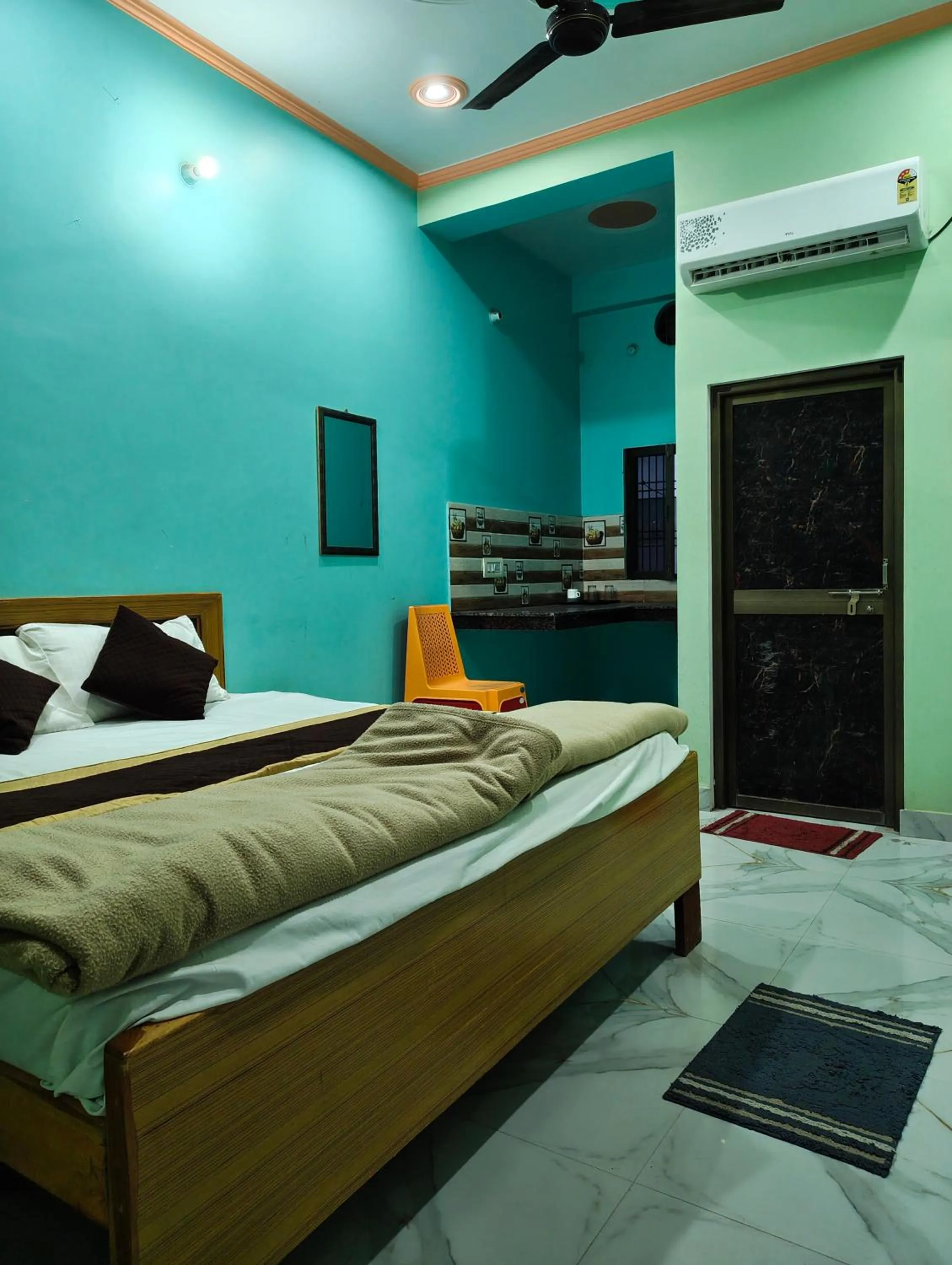 Bed in Shri Sita Vallabh pad Chhaya