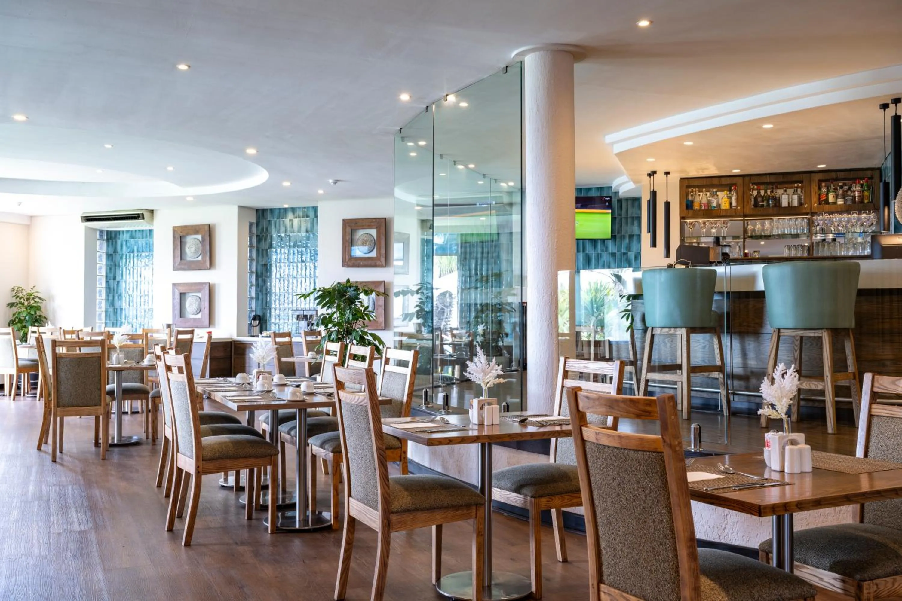Dining area in Paxton Hotel