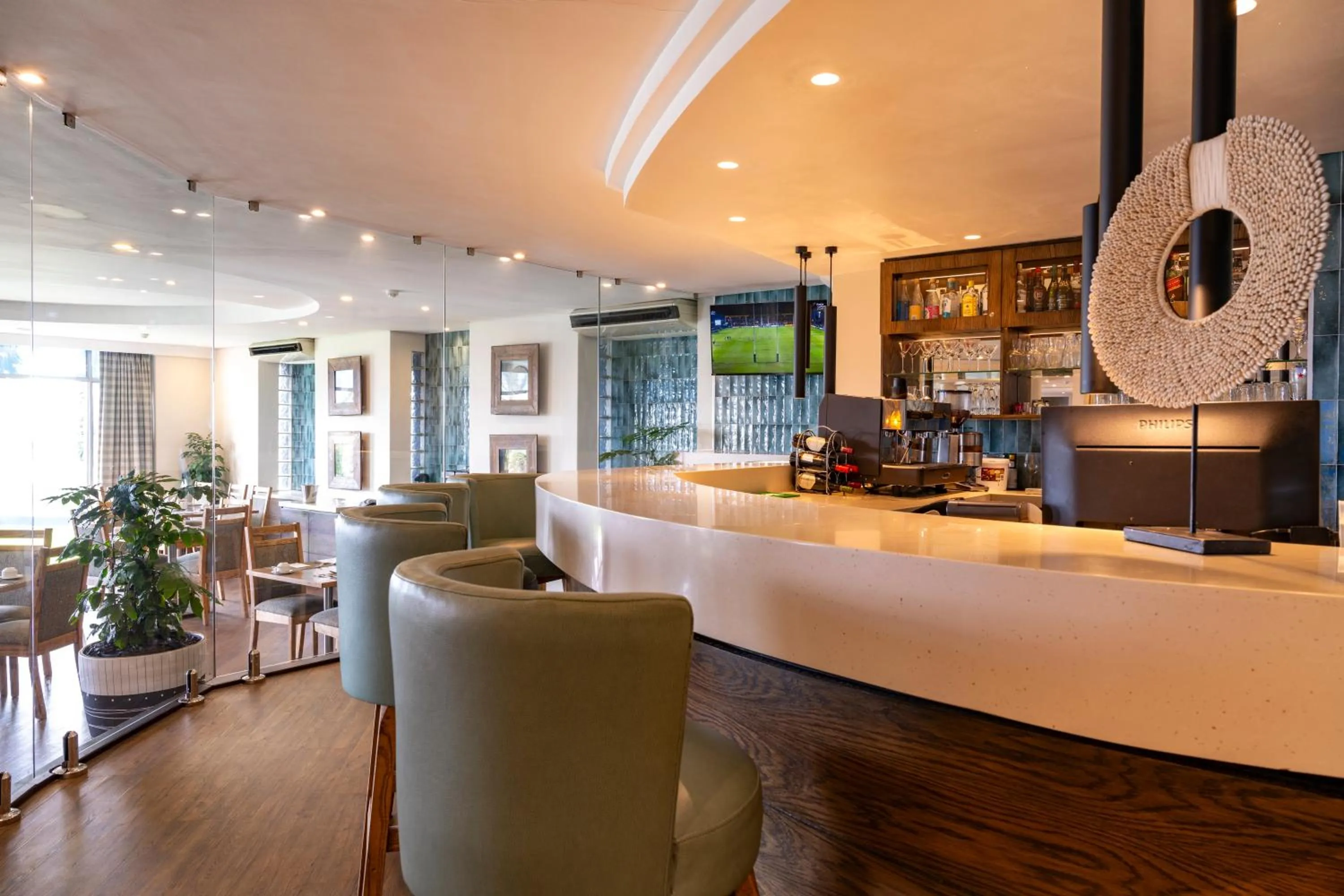 TV and multimedia in Paxton Hotel