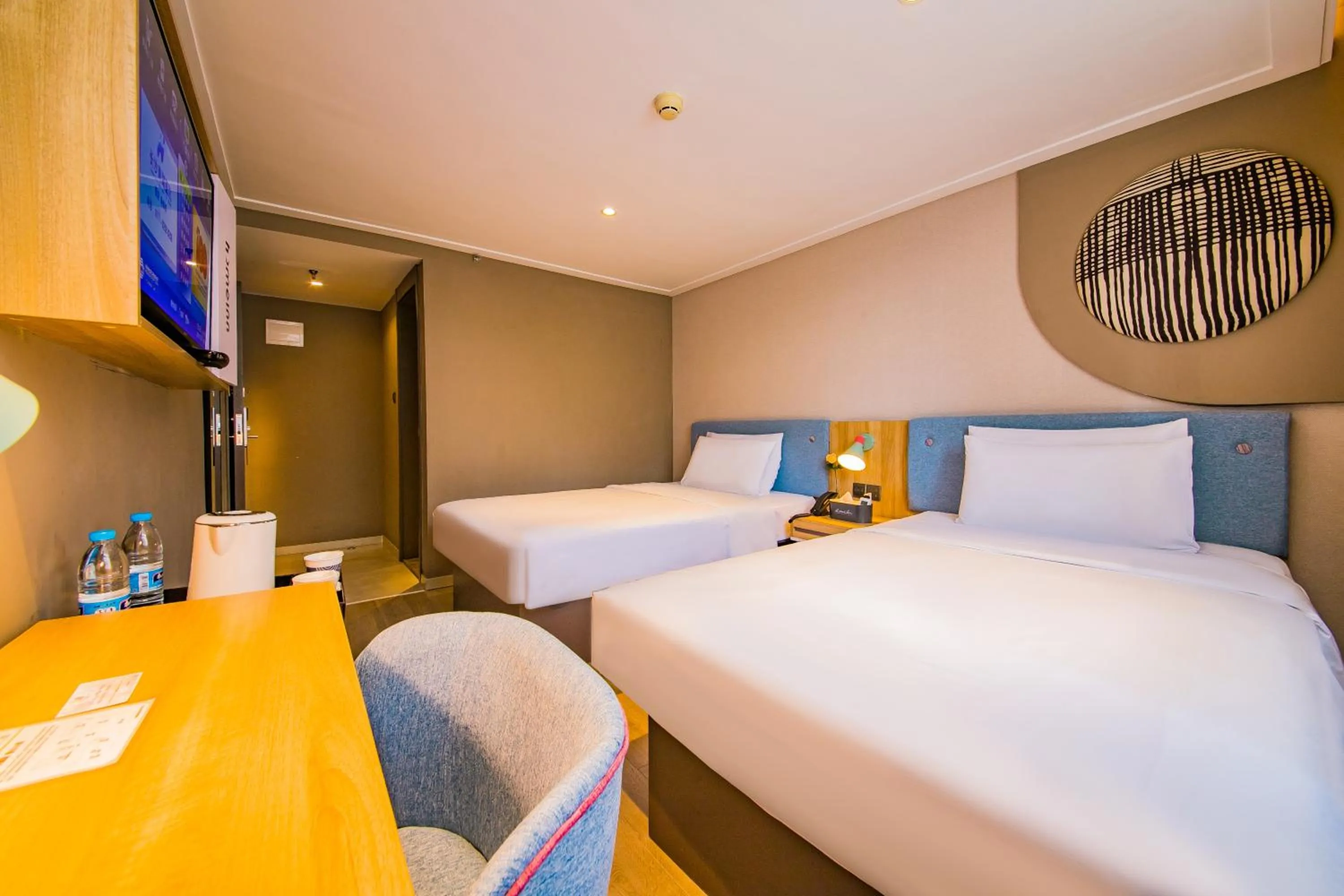 Bed in Home Inn Changsha Railway Station Bayi Road