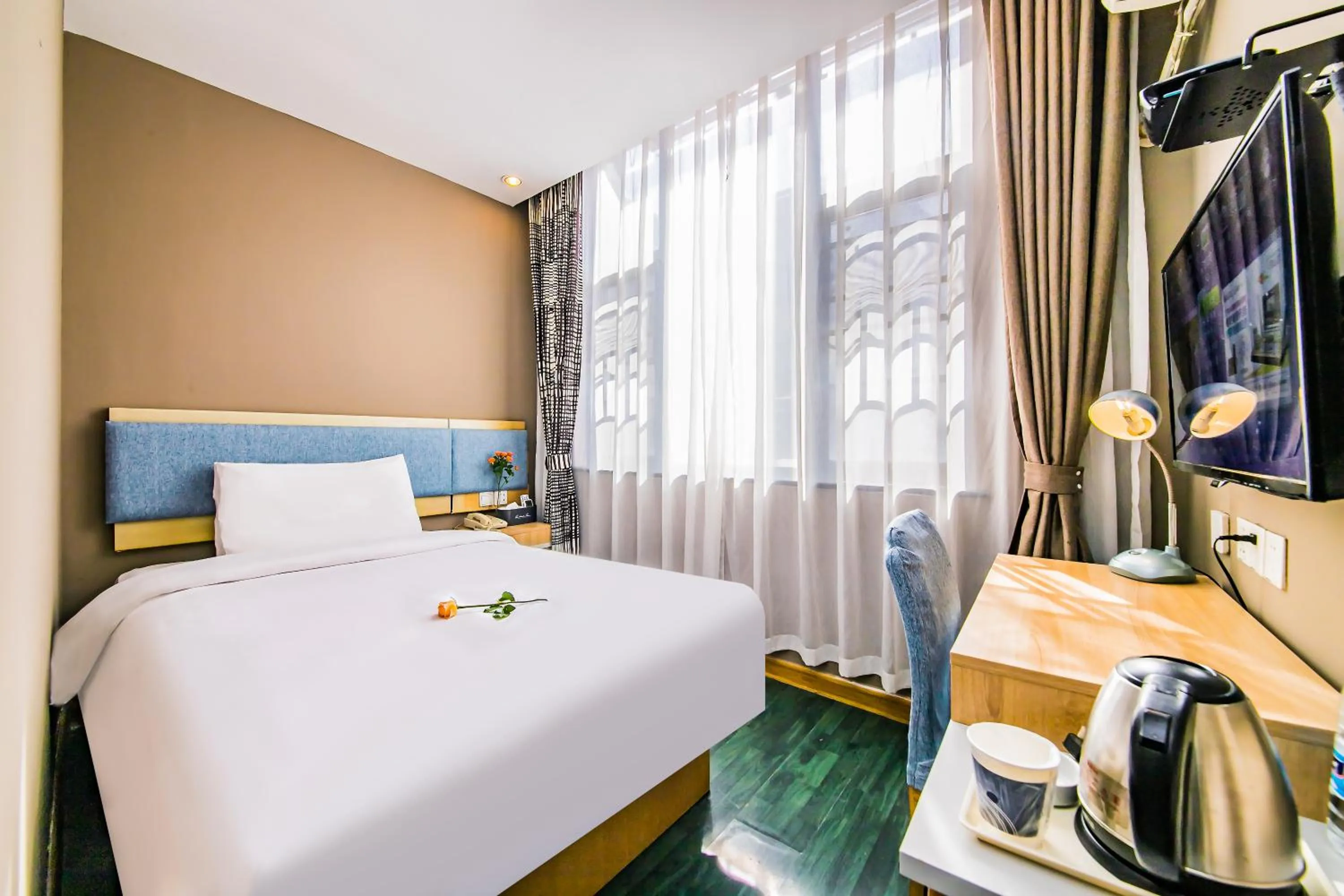 Bed in Home Inn Changsha Railway Station Bayi Road