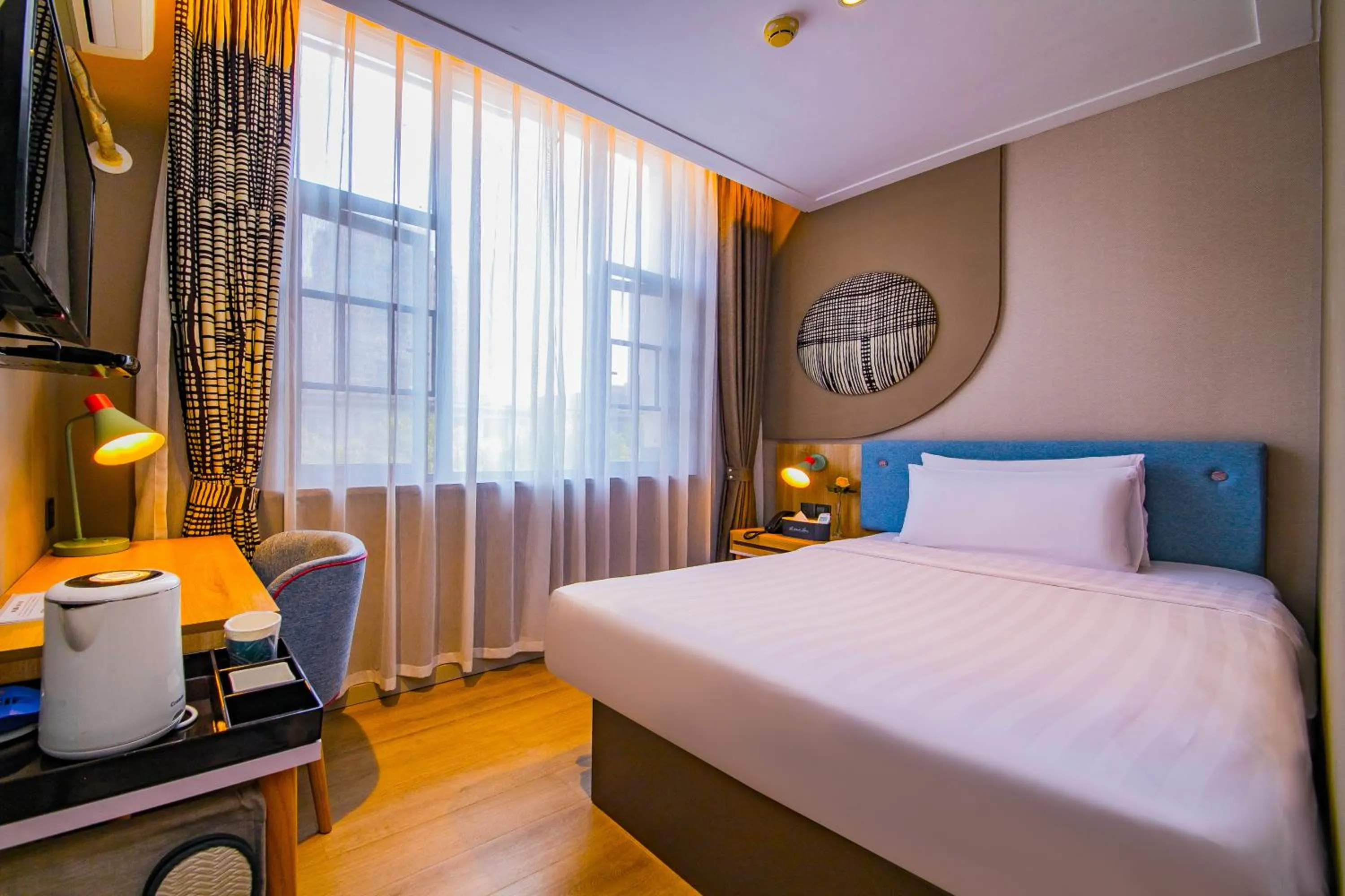 Bed in Home Inn Changsha Railway Station Bayi Road