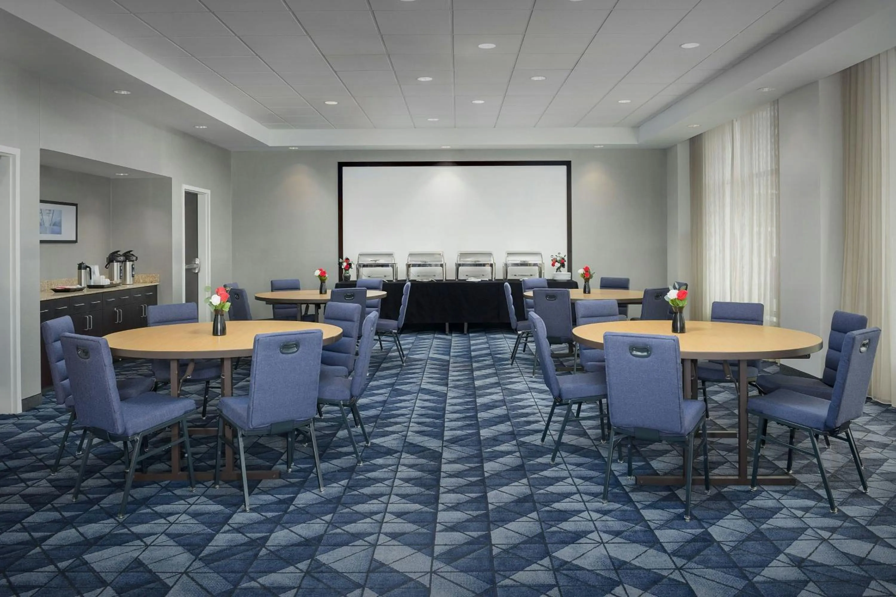 Meeting/conference room in Courtyard by Marriott Muncie at Horizon Convention Center