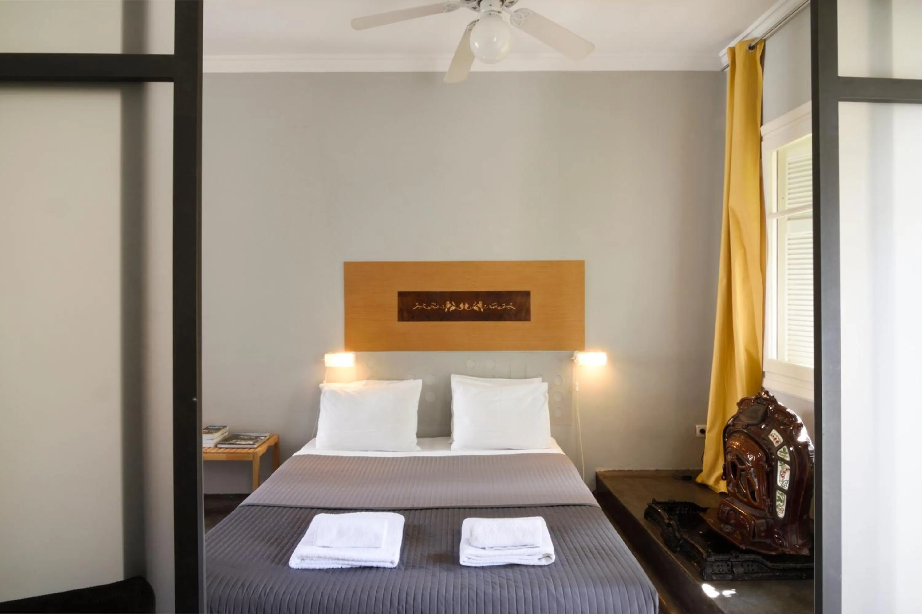 Bed in Athens Green Apartments